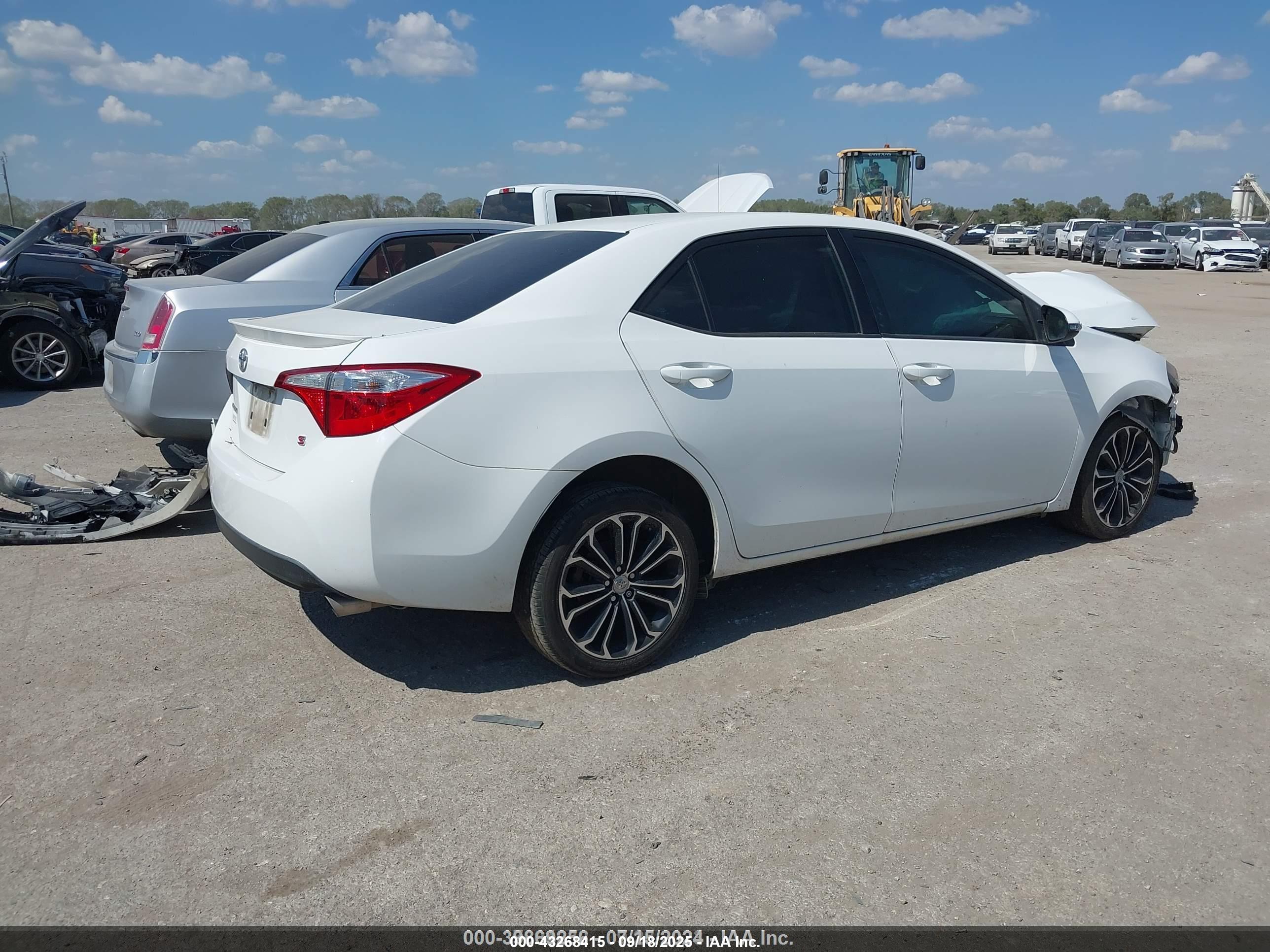 TOYOTA COROLLA image 4