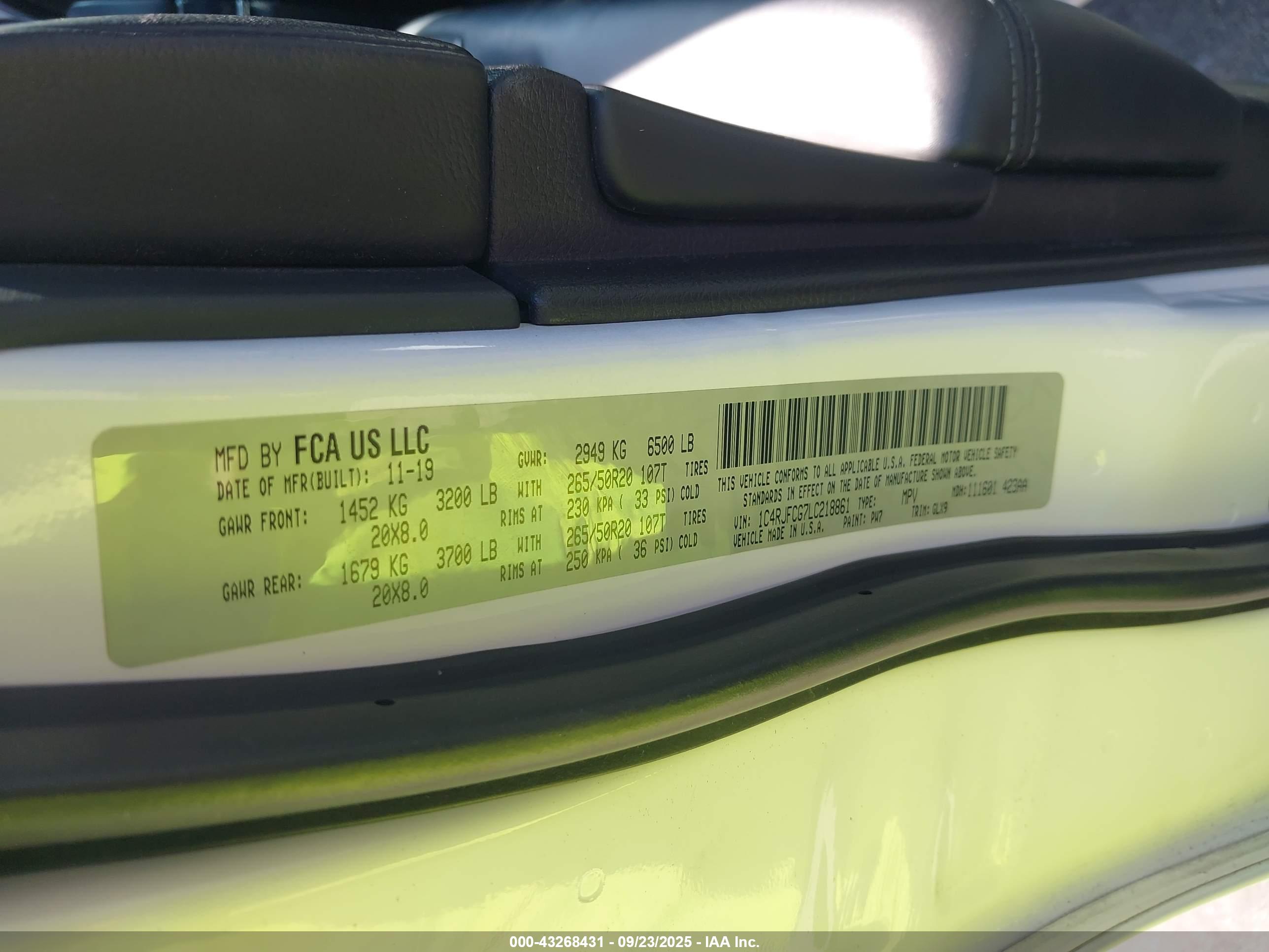 JEEP GRAND image 9