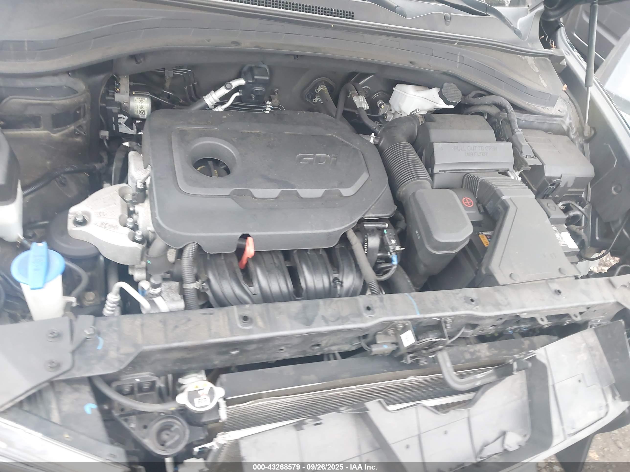 HYUNDAI SANTA image 10