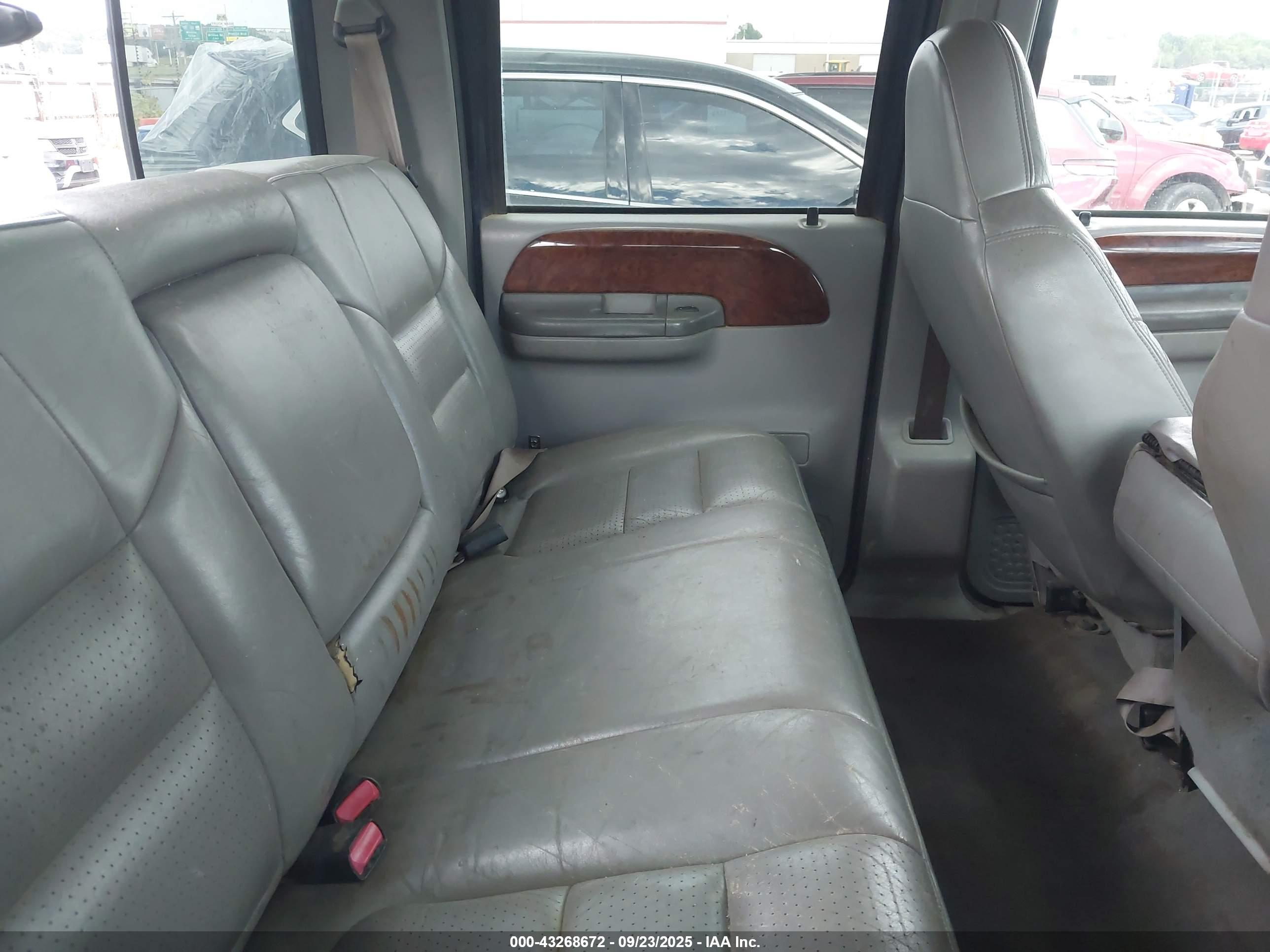 FORD F-250 image 8