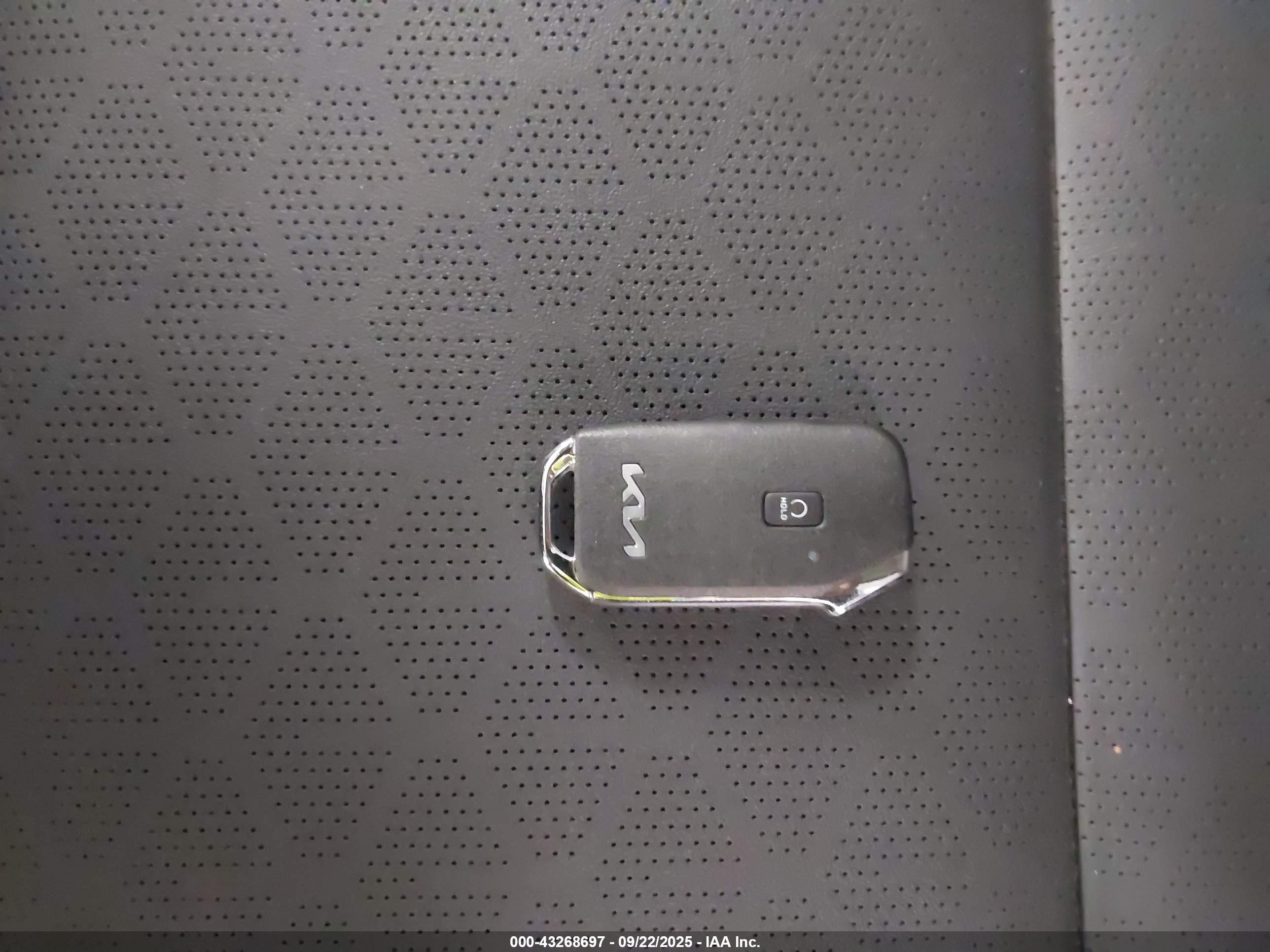 KIA SELTOS image 11