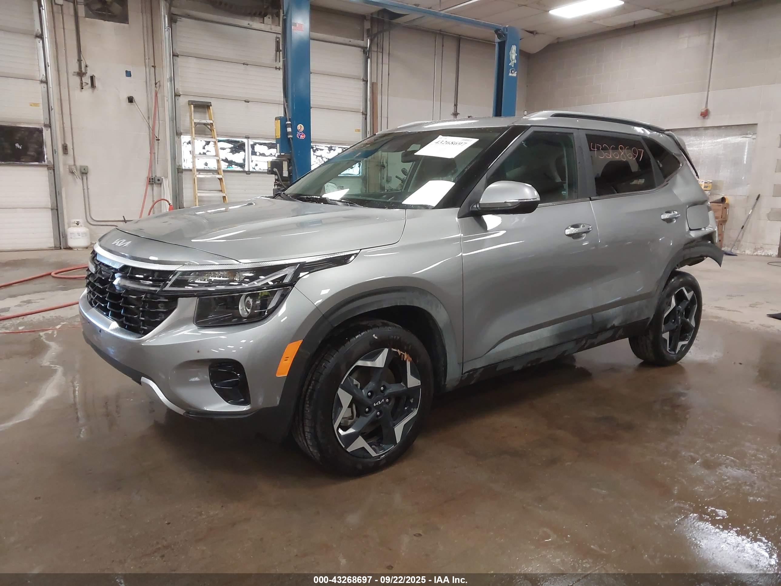 KIA SELTOS image 2