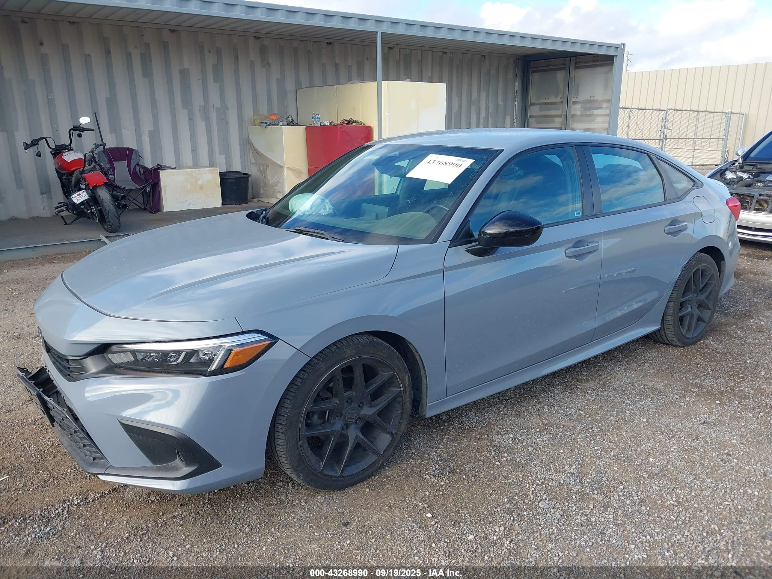HONDA CIVIC image 2