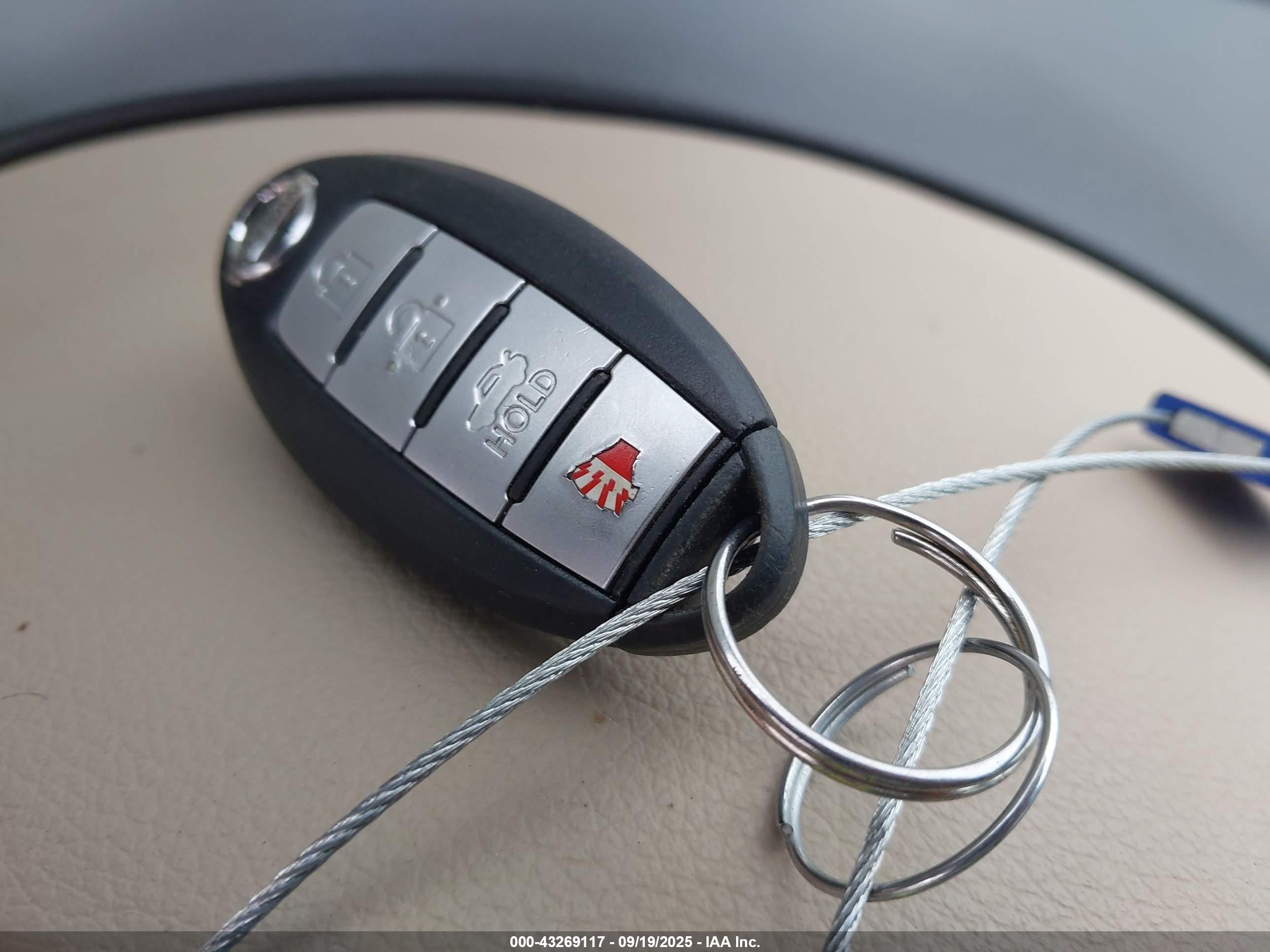 NISSAN ALTIMA image 11