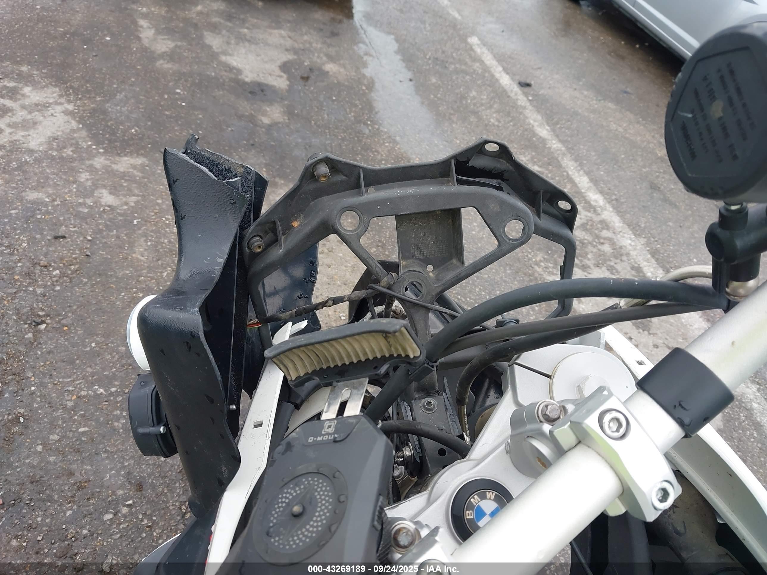 BMW F800 image 7