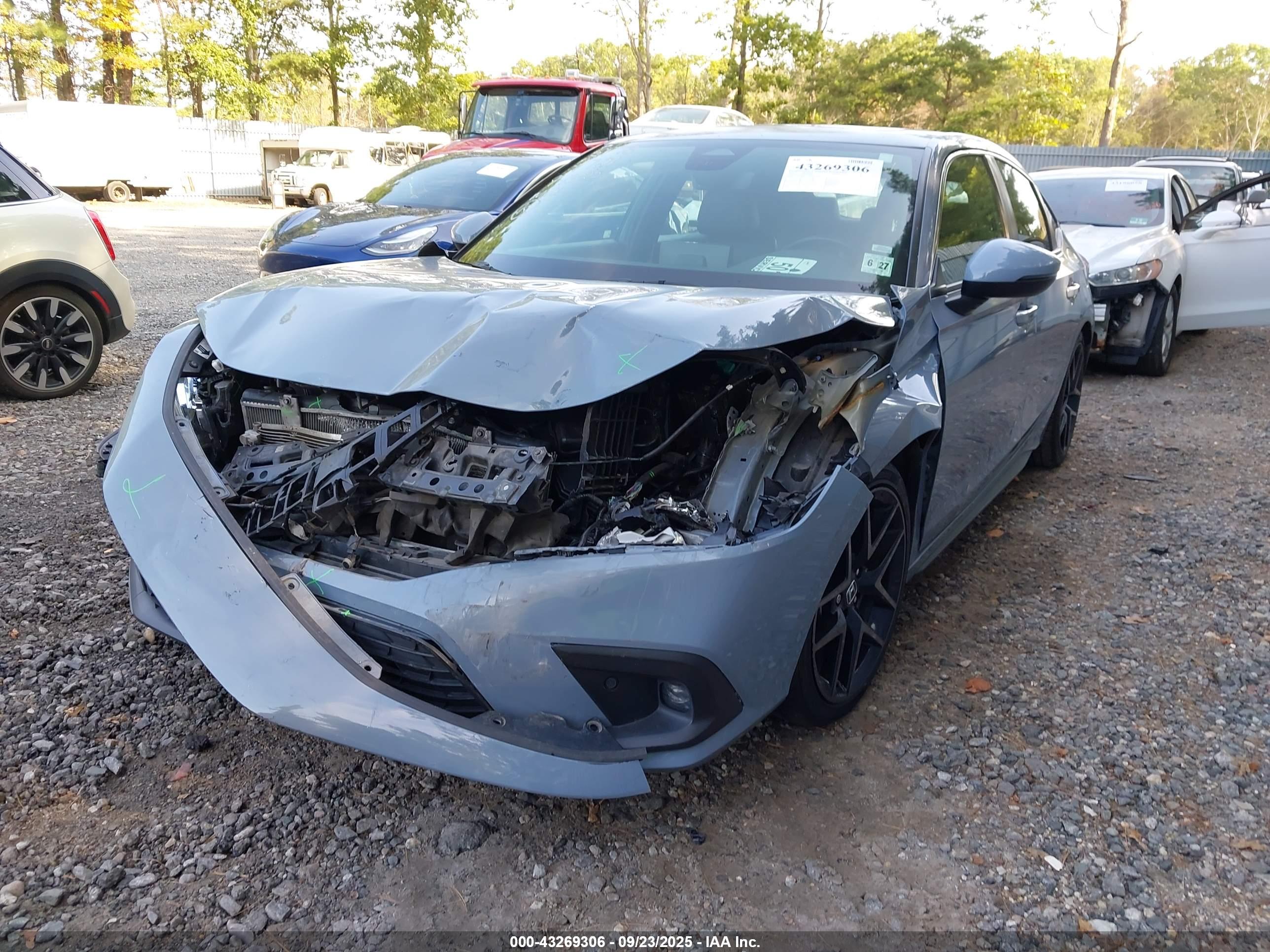 HONDA CIVIC image 2