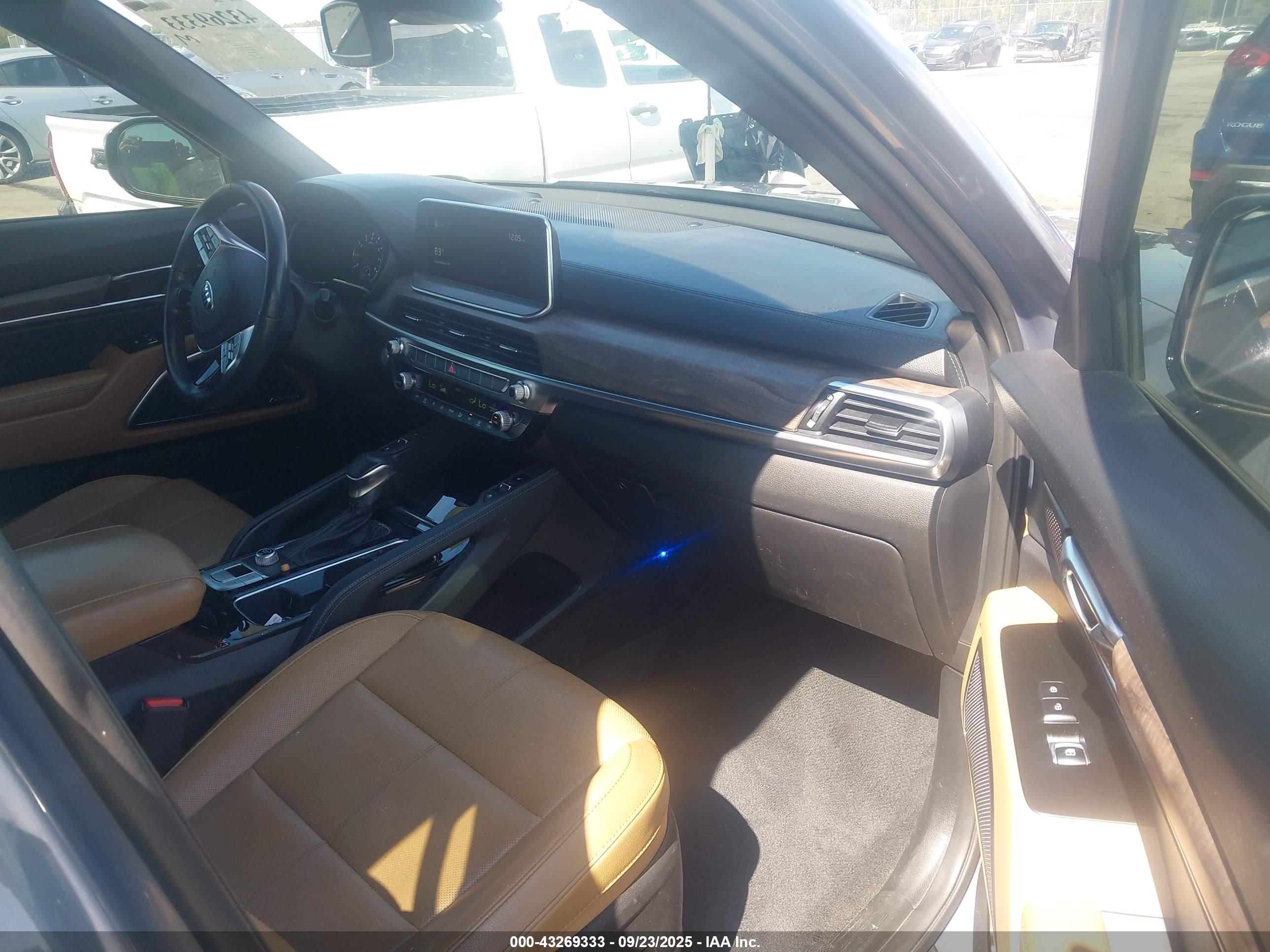 KIA TELLURIDE image 5