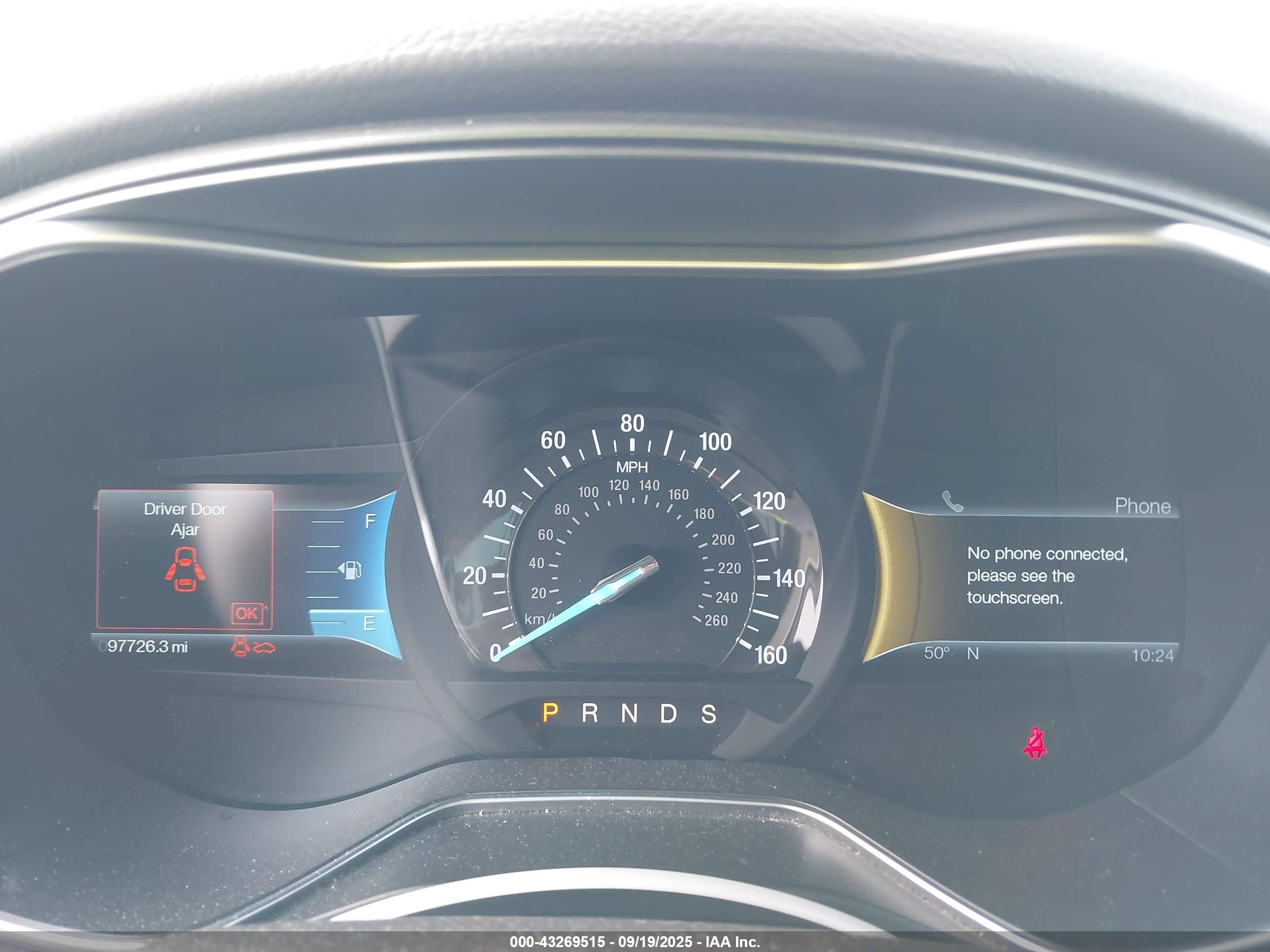 FORD FUSION image 7