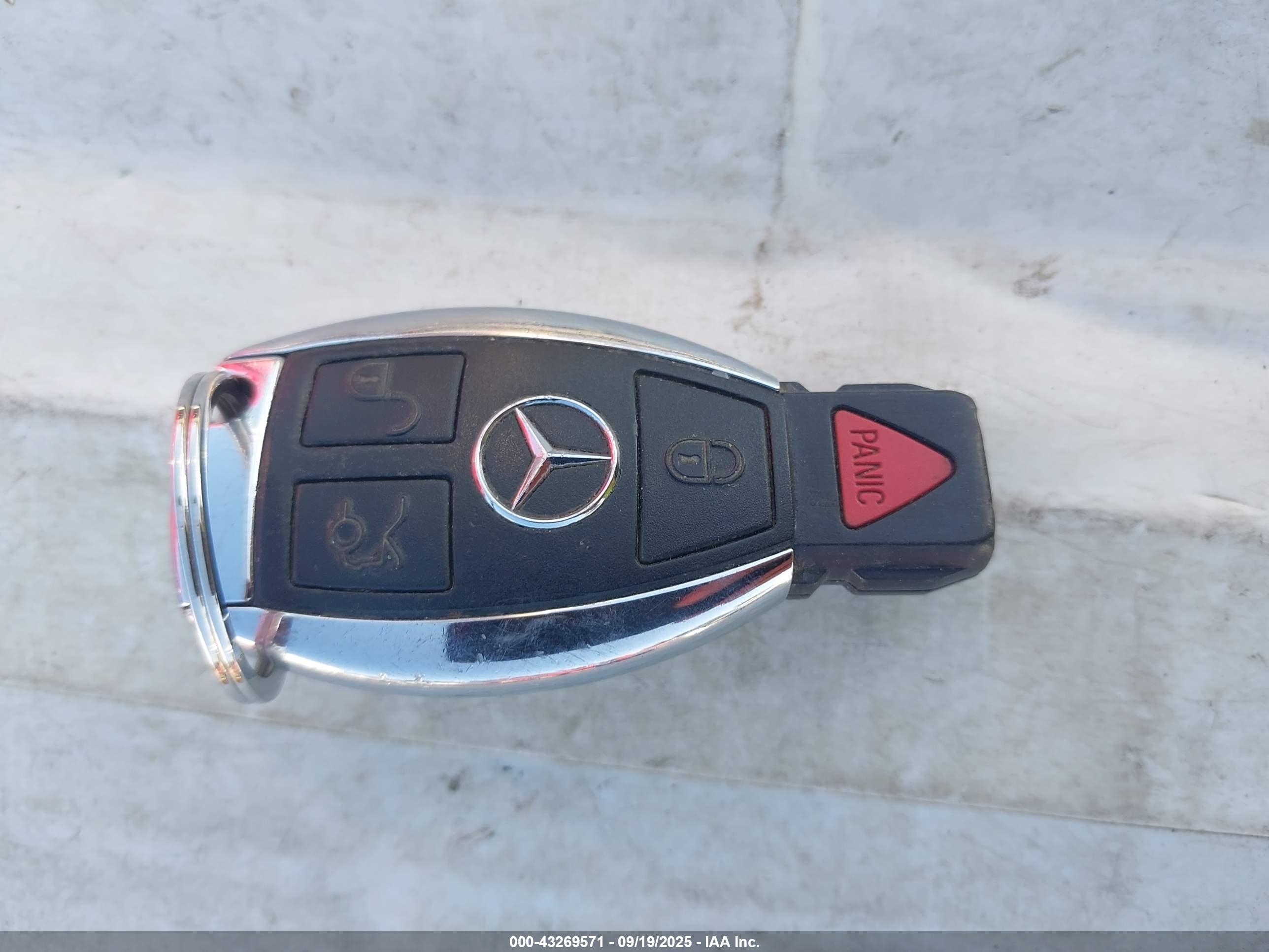 MERCEDES-BENZ S image 11