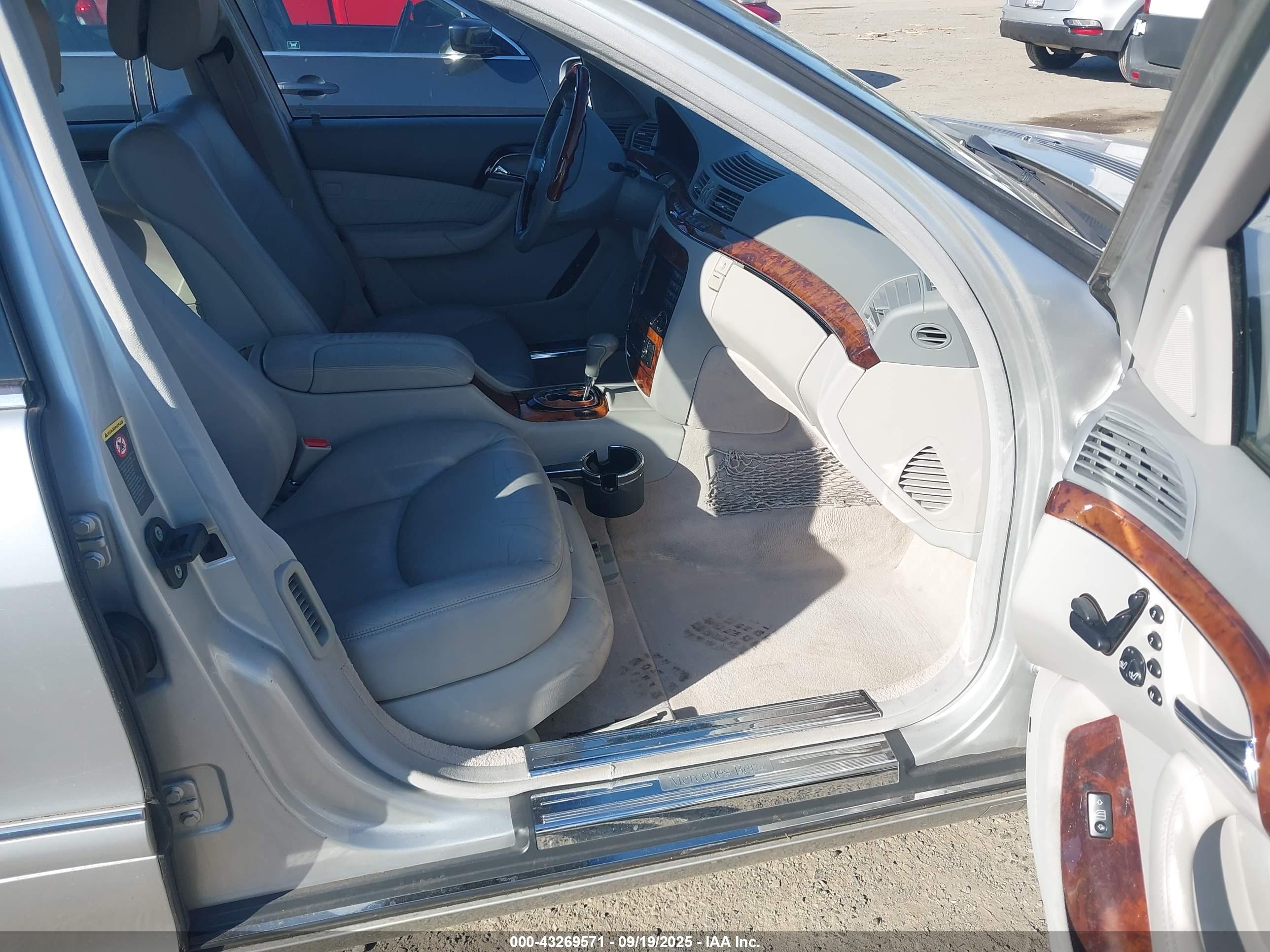 MERCEDES-BENZ S image 5