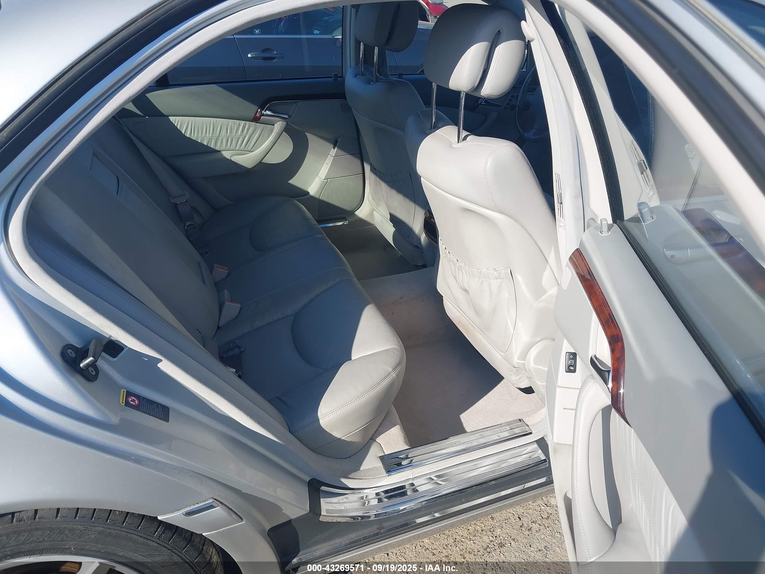 MERCEDES-BENZ S image 8