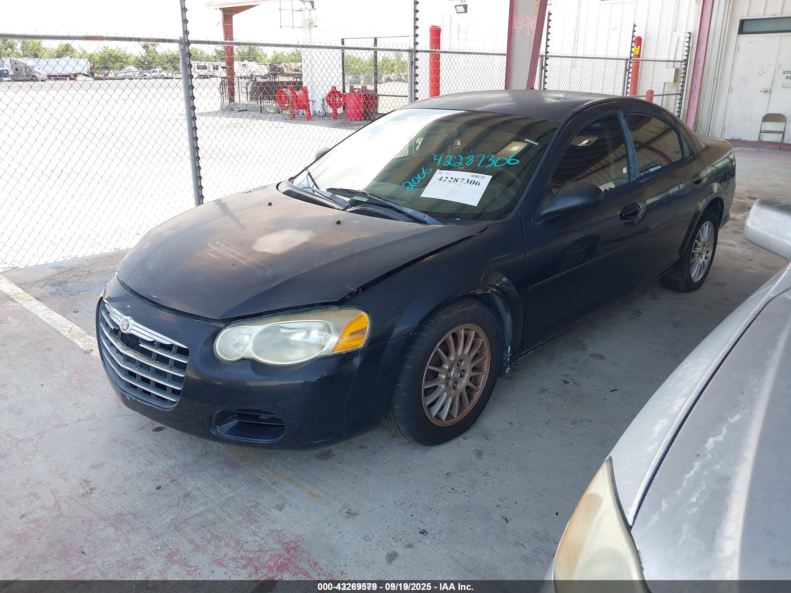 CHRYSLER SEBRING image 2