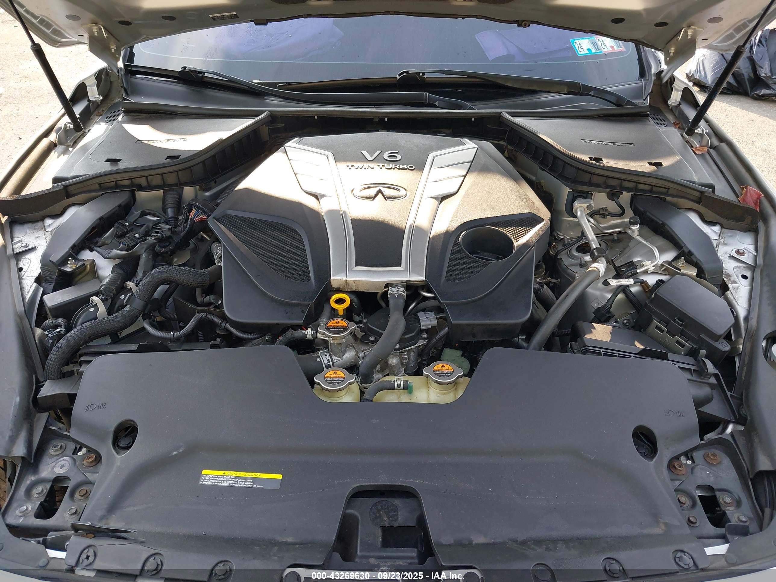 INFINITI Q50 image 10