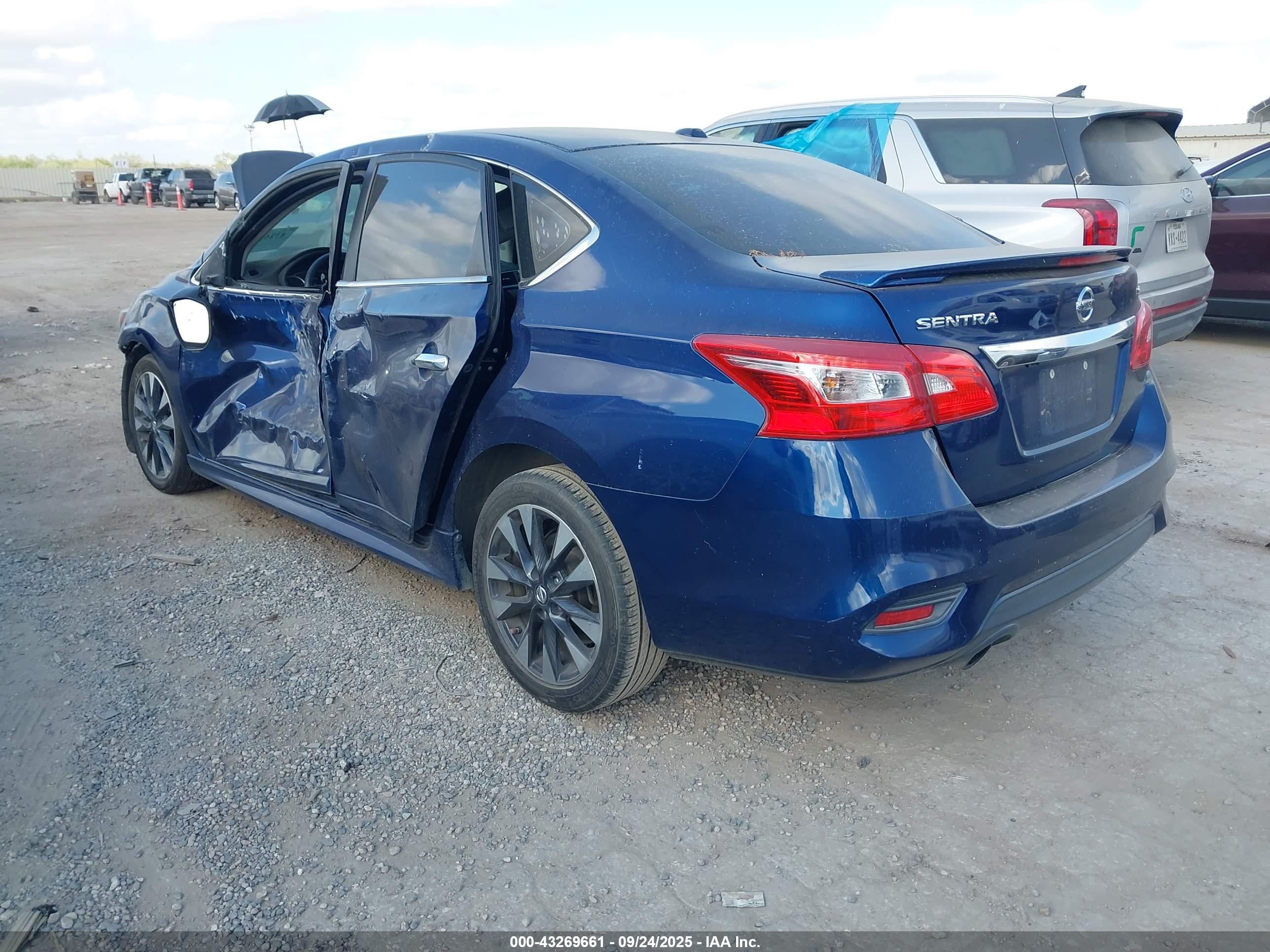 NISSAN SENTRA image 3