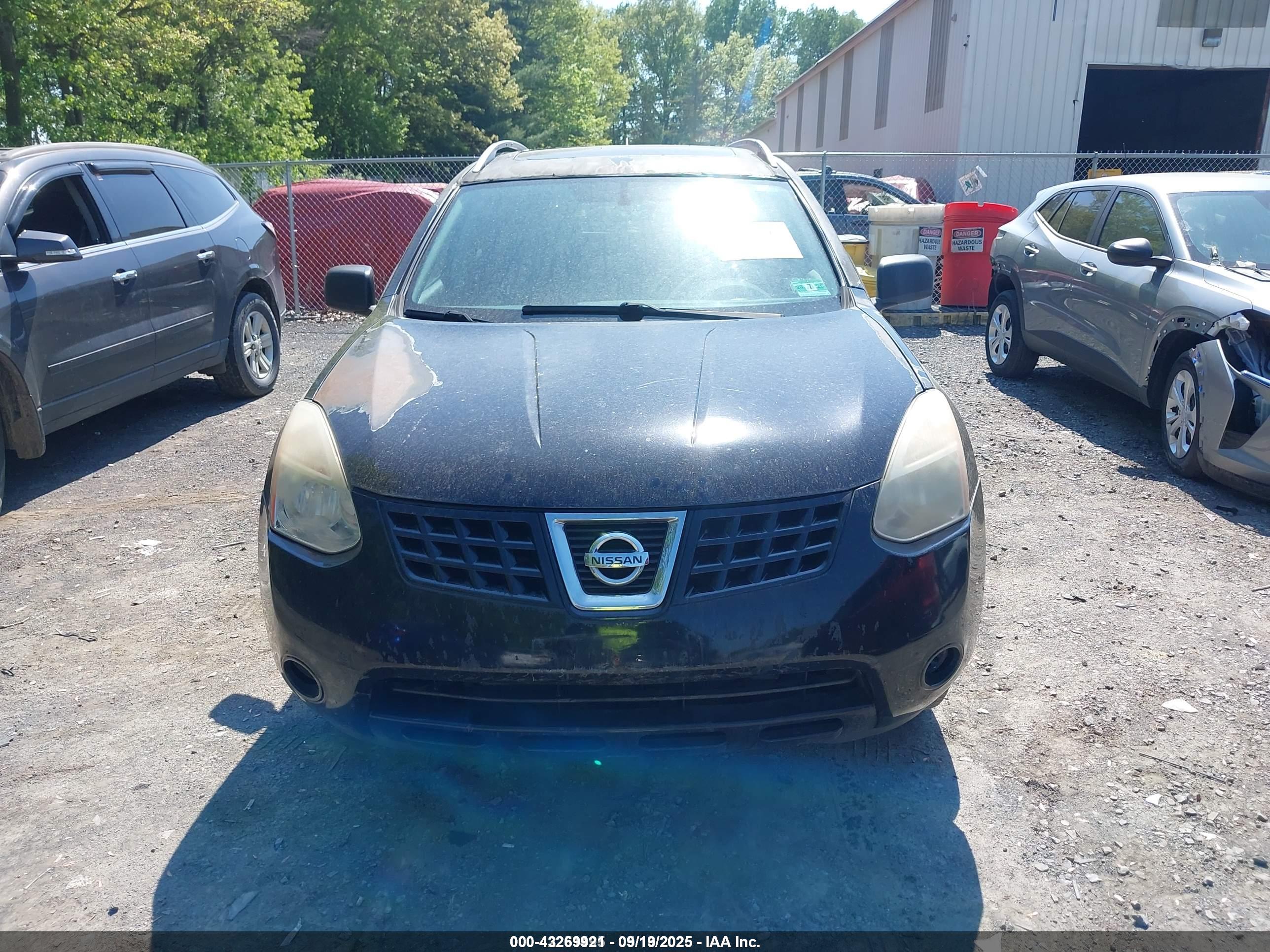 NISSAN ROGUE image 6