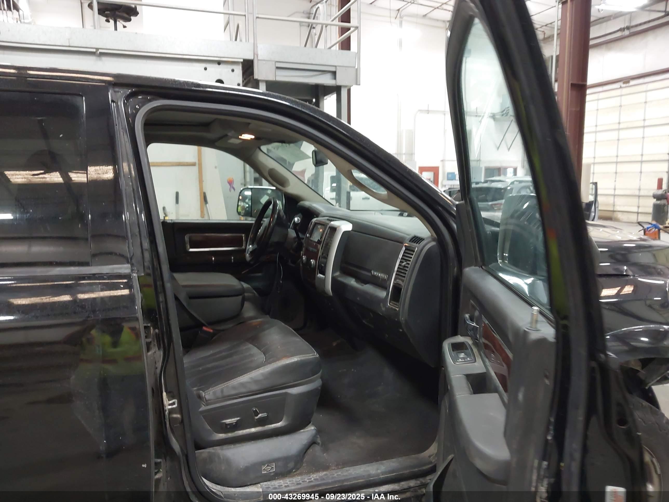 RAM 2500 image 5