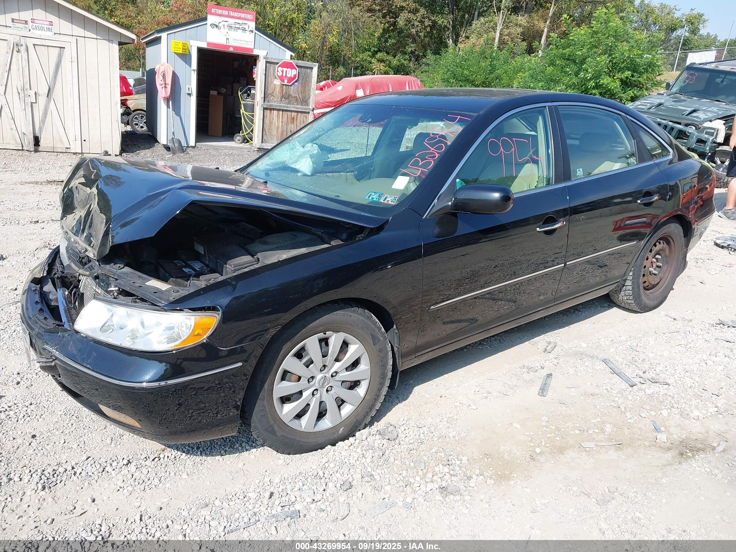 HYUNDAI AZERA image 2