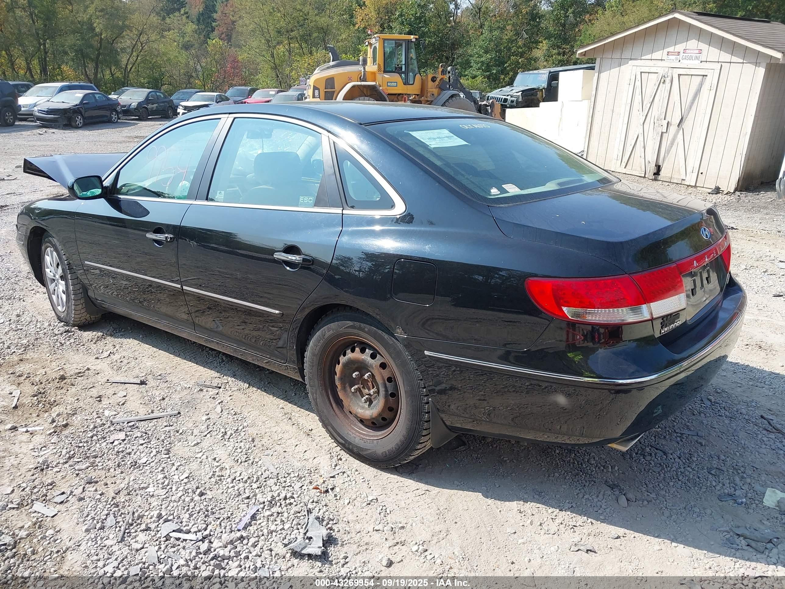 HYUNDAI AZERA image 3