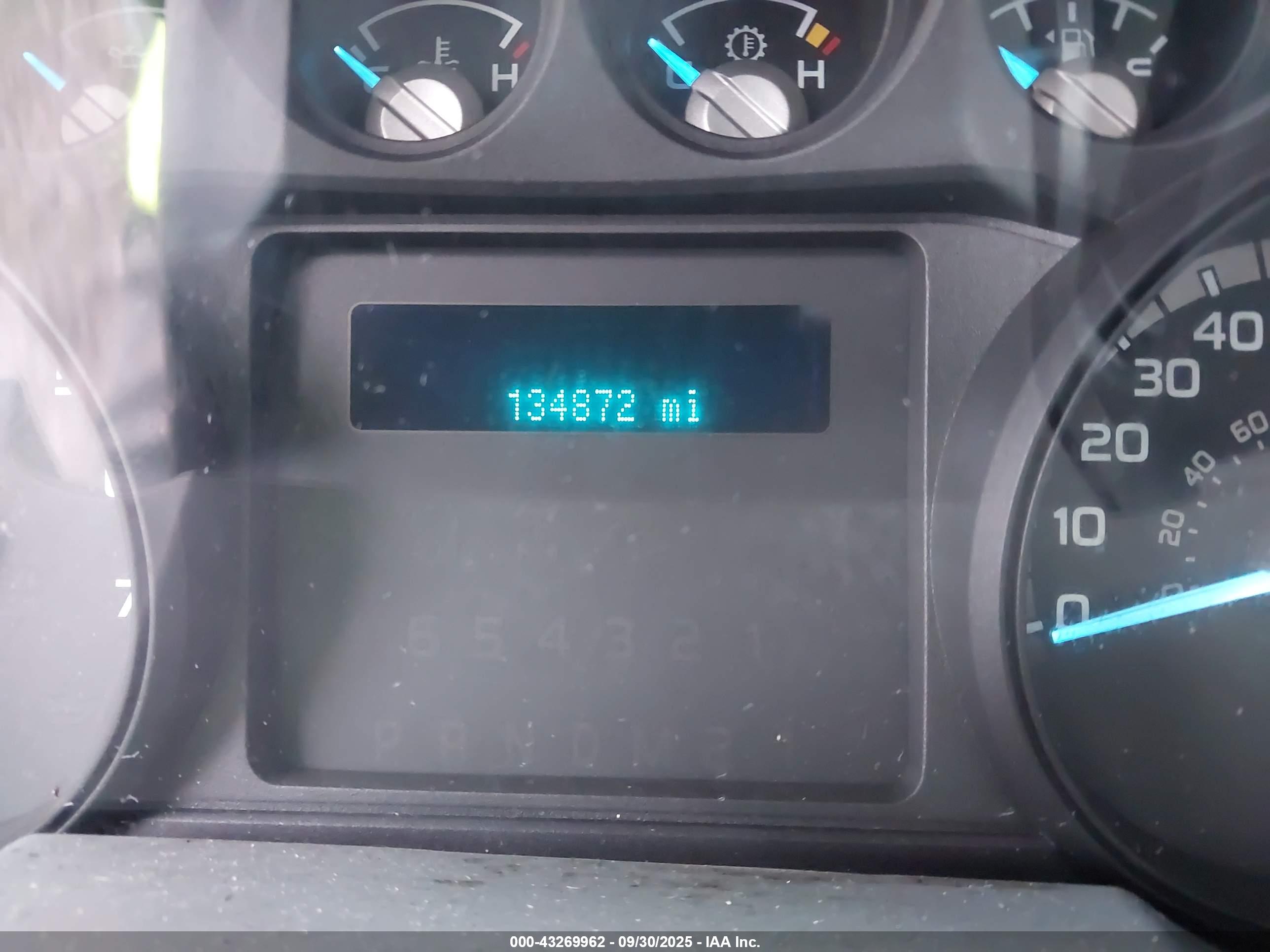 FORD F-350 image 6