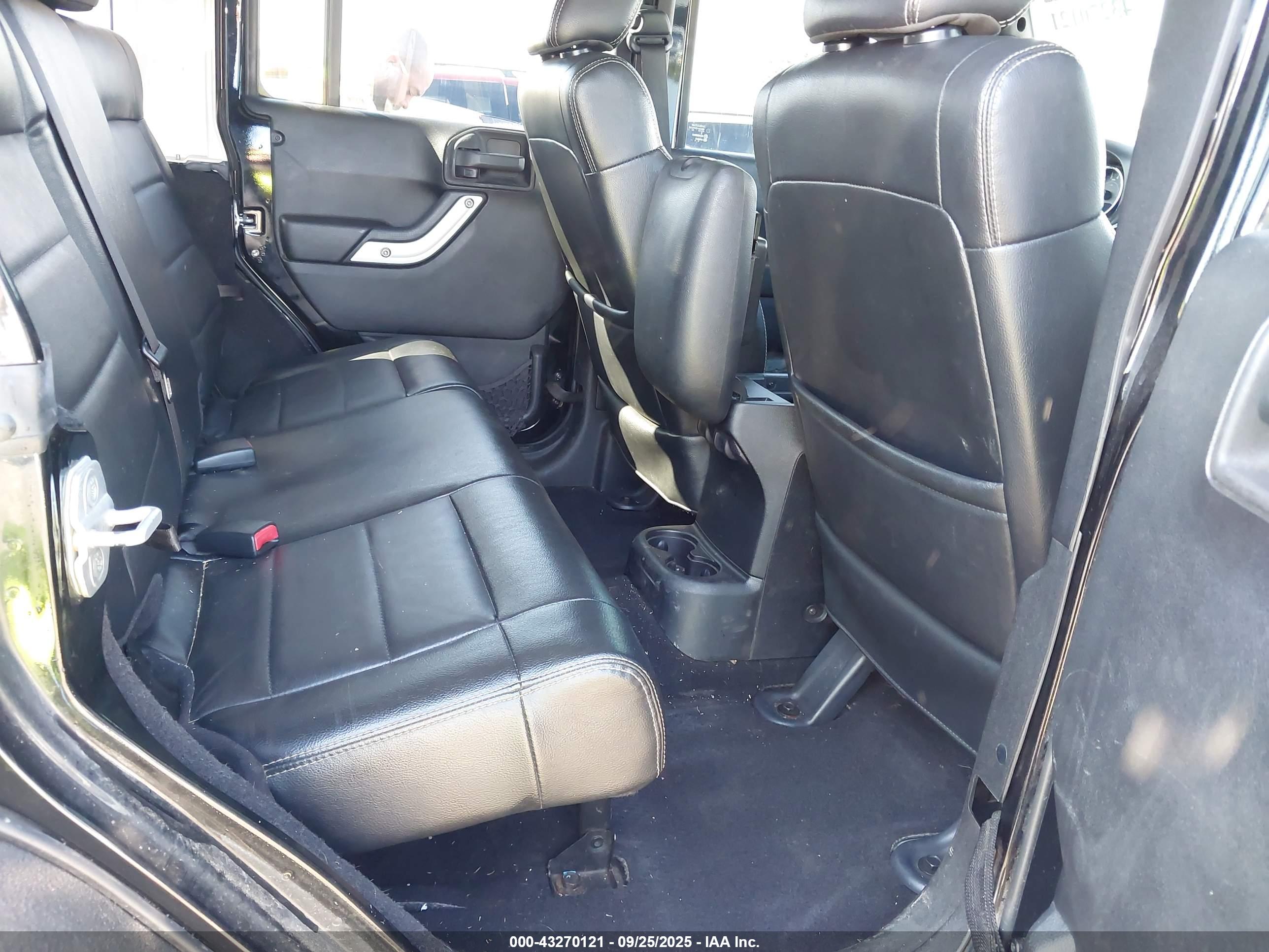JEEP WRANGLER image 8