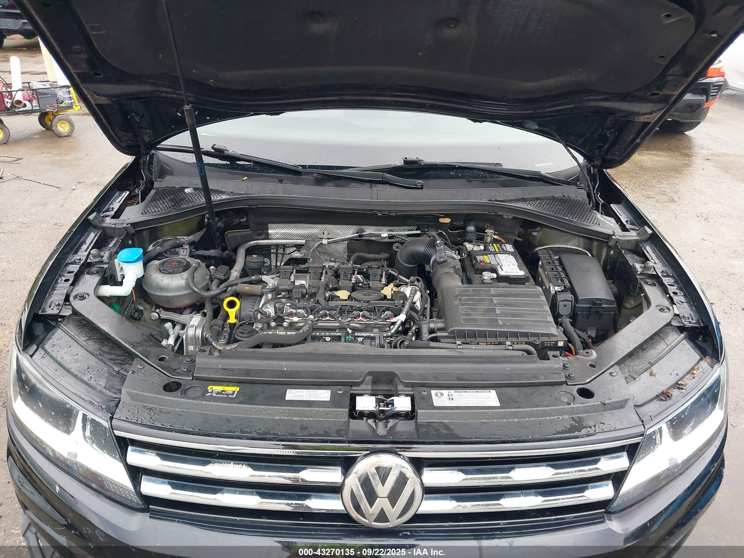 VOLKSWAGEN TIGUAN image 10