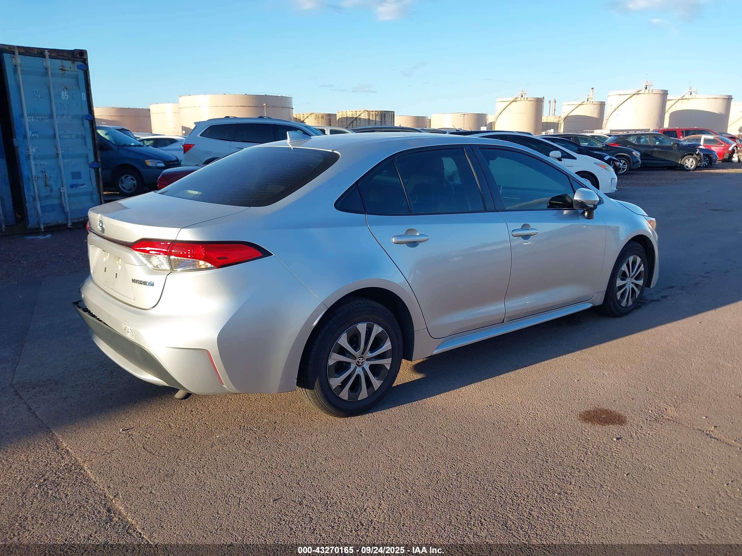 TOYOTA COROLLA image 4