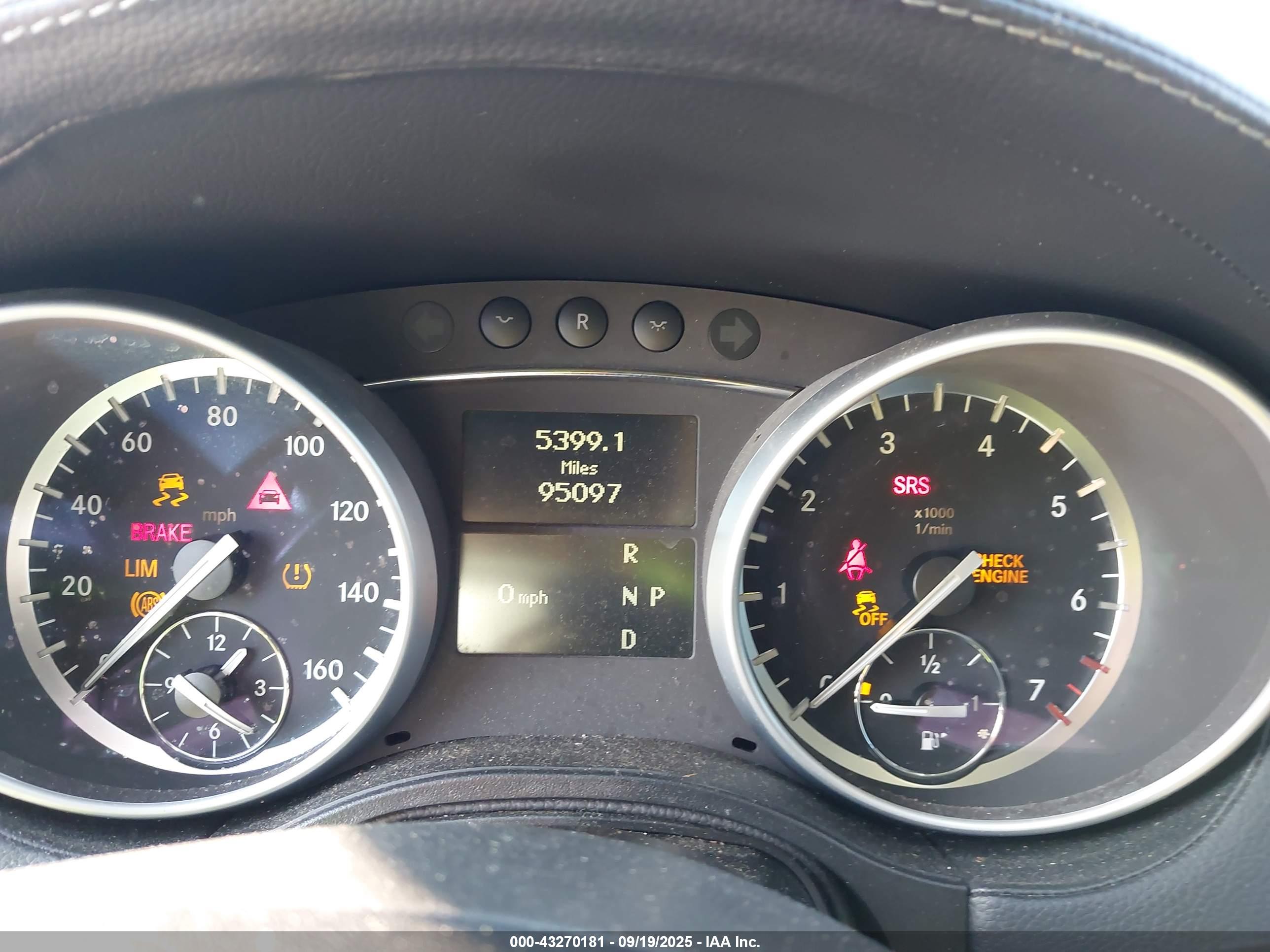 MERCEDES-BENZ GL image 7