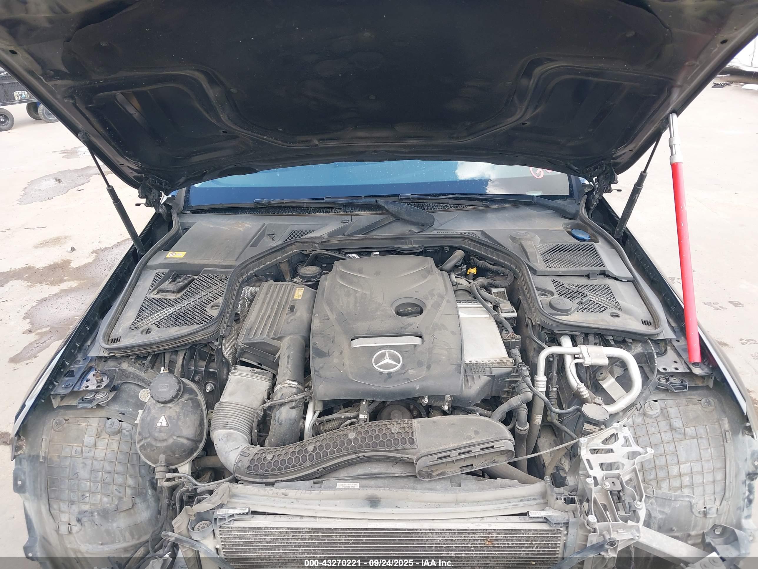 MERCEDES-BENZ C image 10