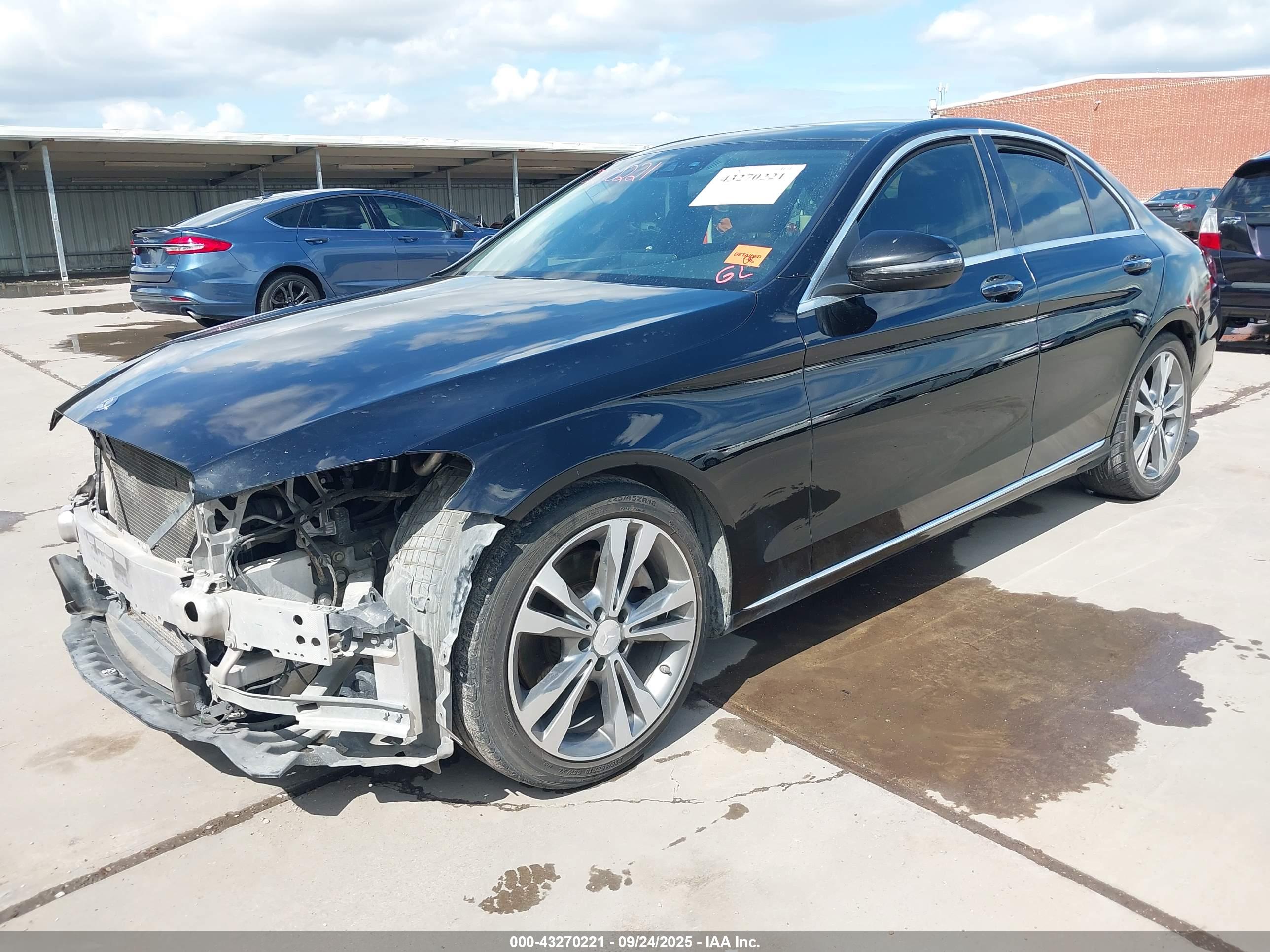 MERCEDES-BENZ C image 2