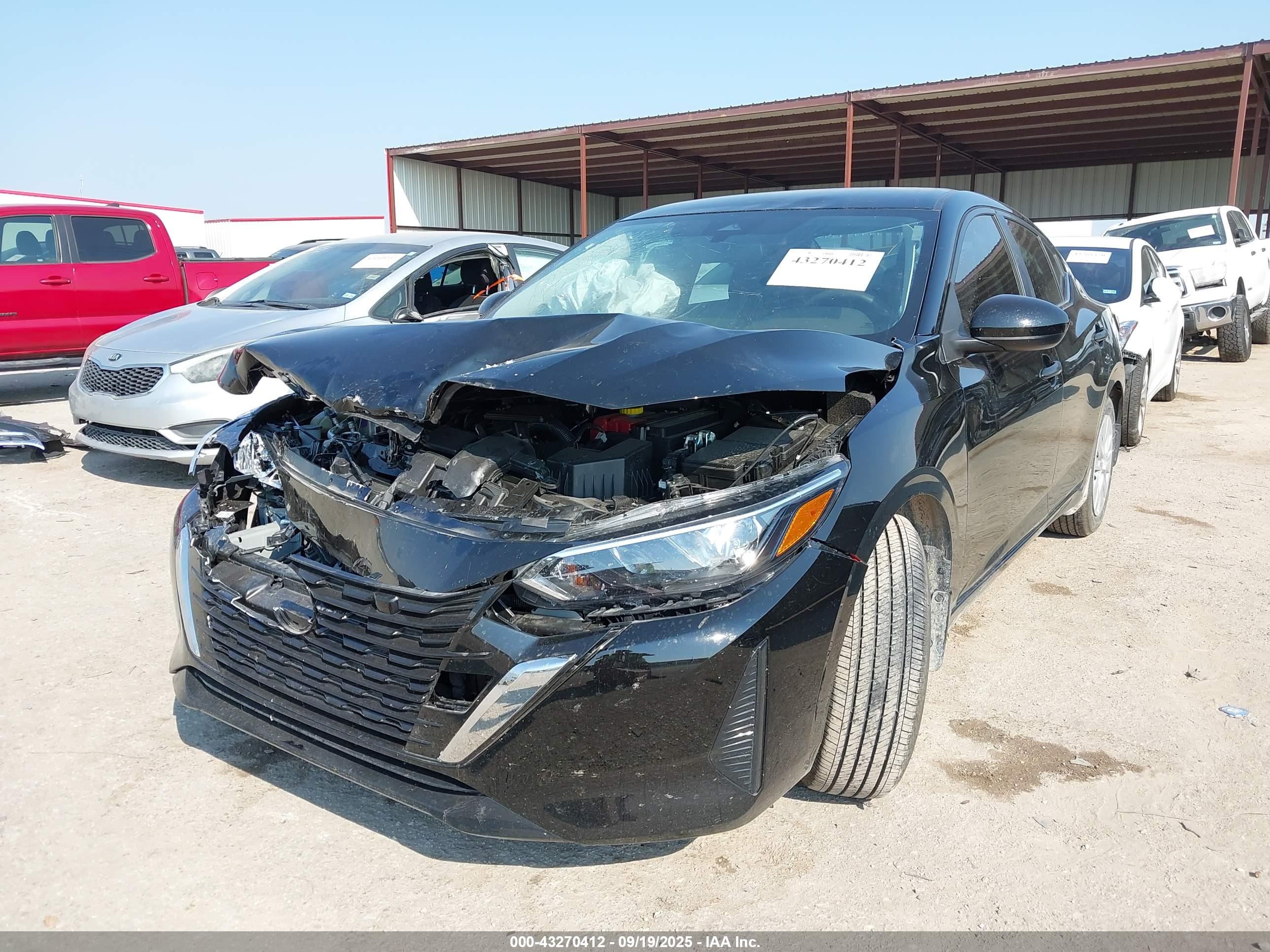 NISSAN SENTRA image 2