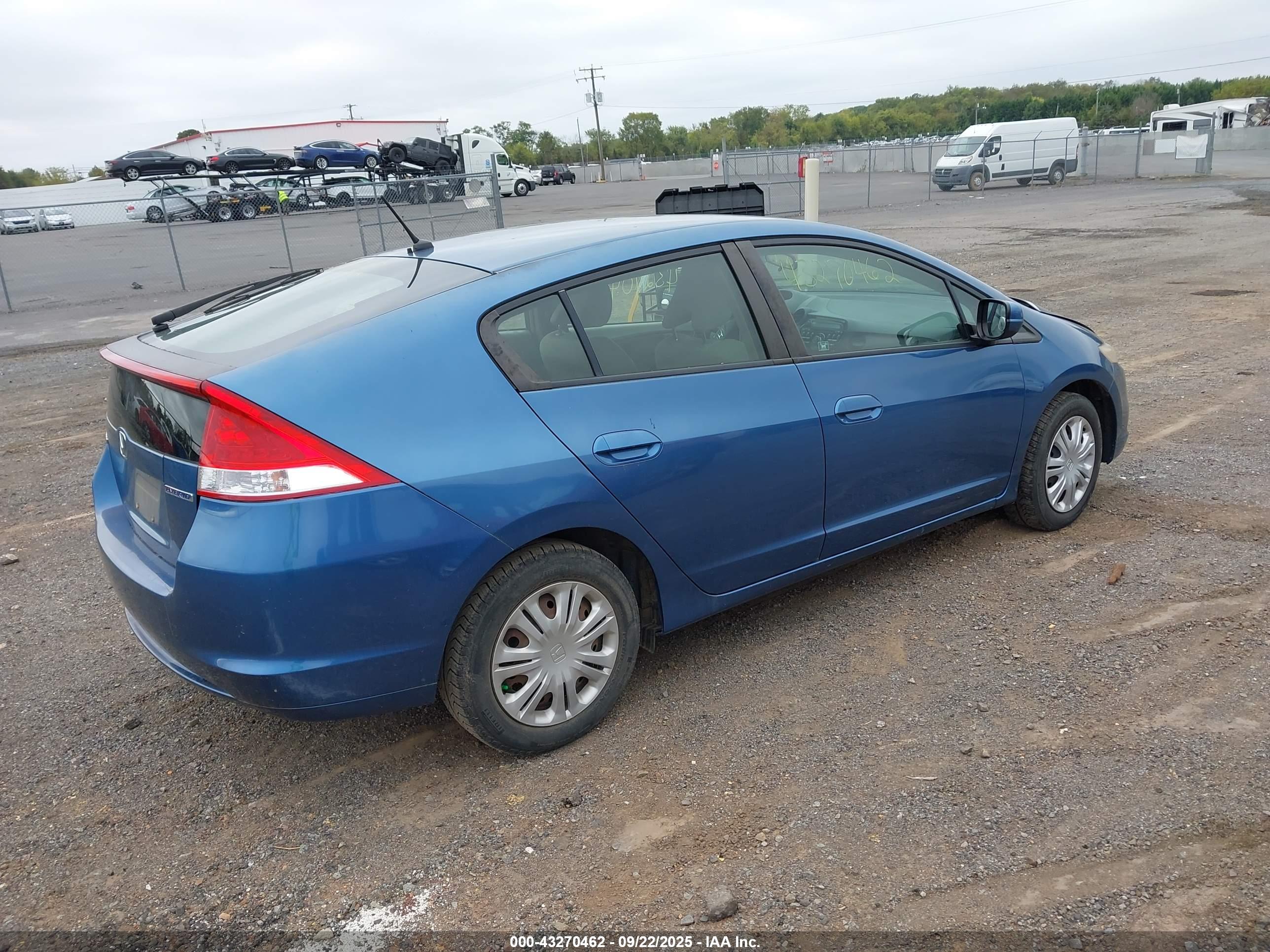 HONDA INSIGHT image 4