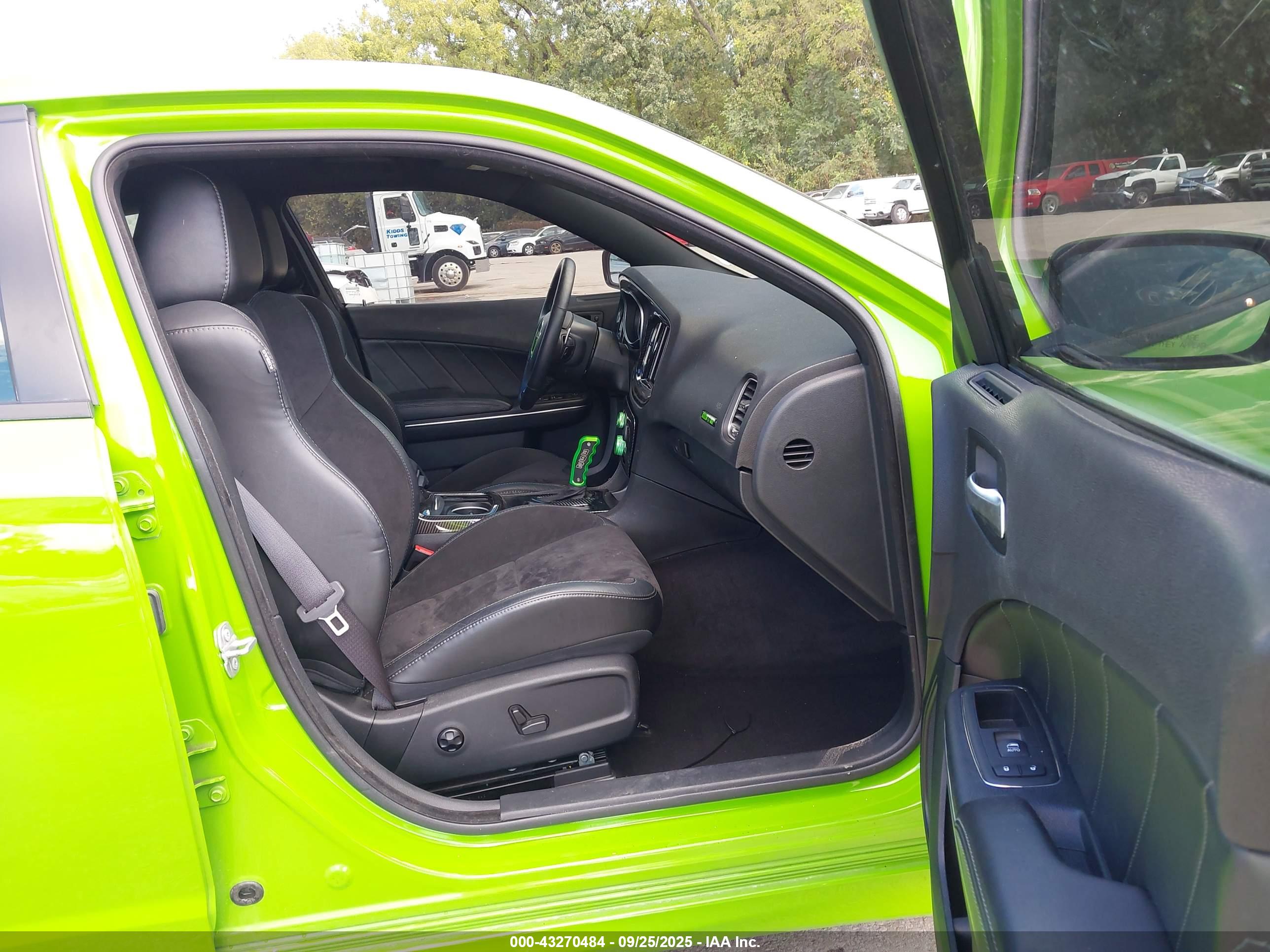 DODGE CHARGER image 5