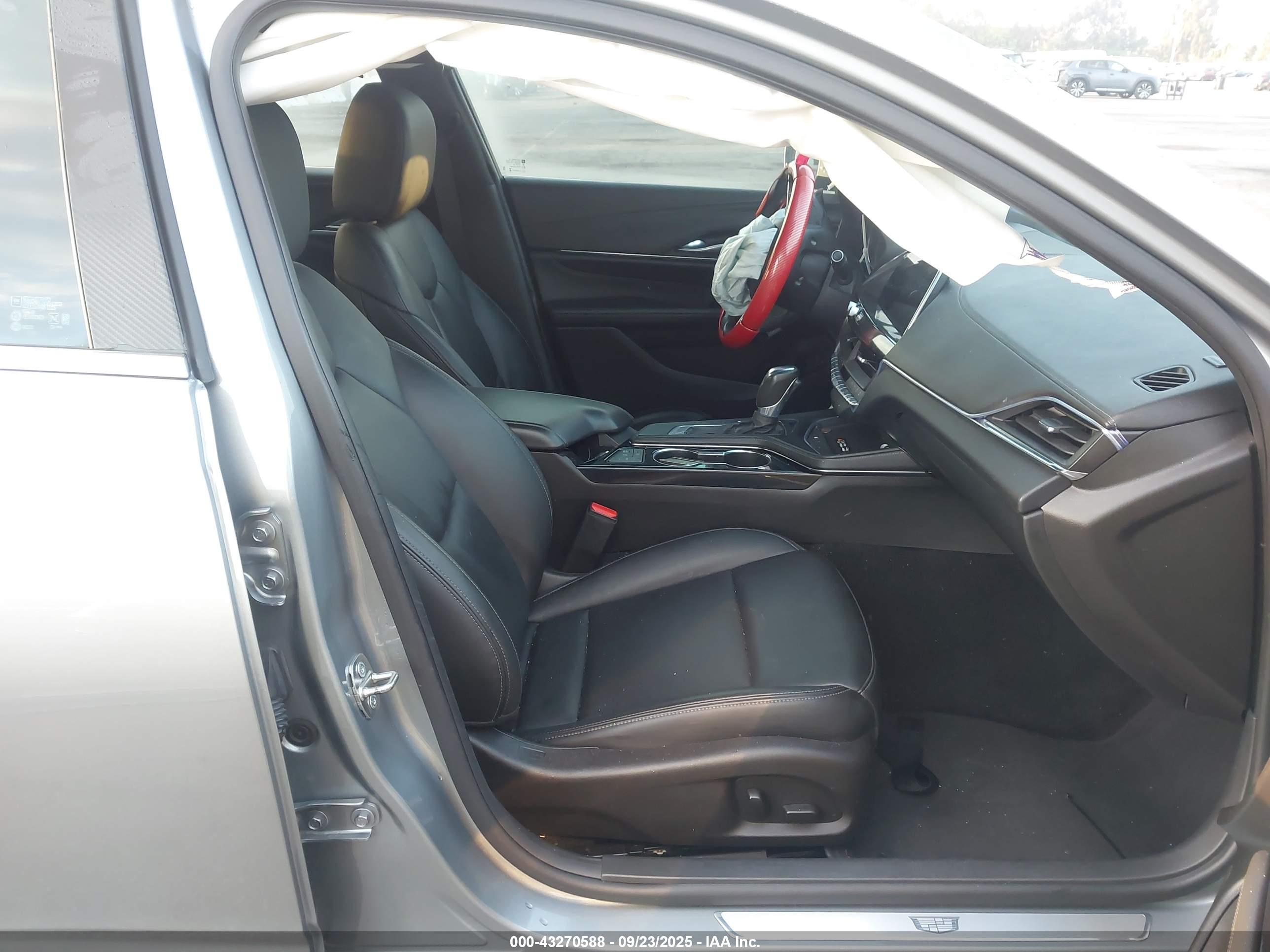CADILLAC CT4 image 5