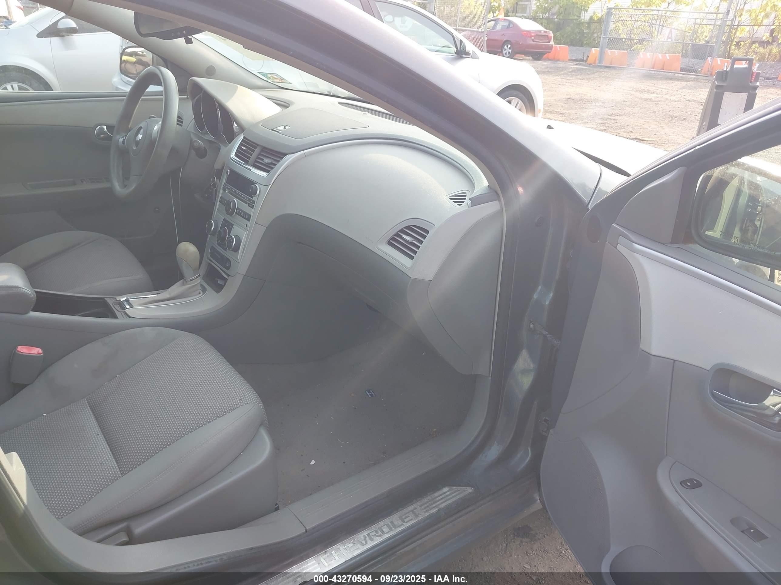 CHEVROLET MALIBU image 5