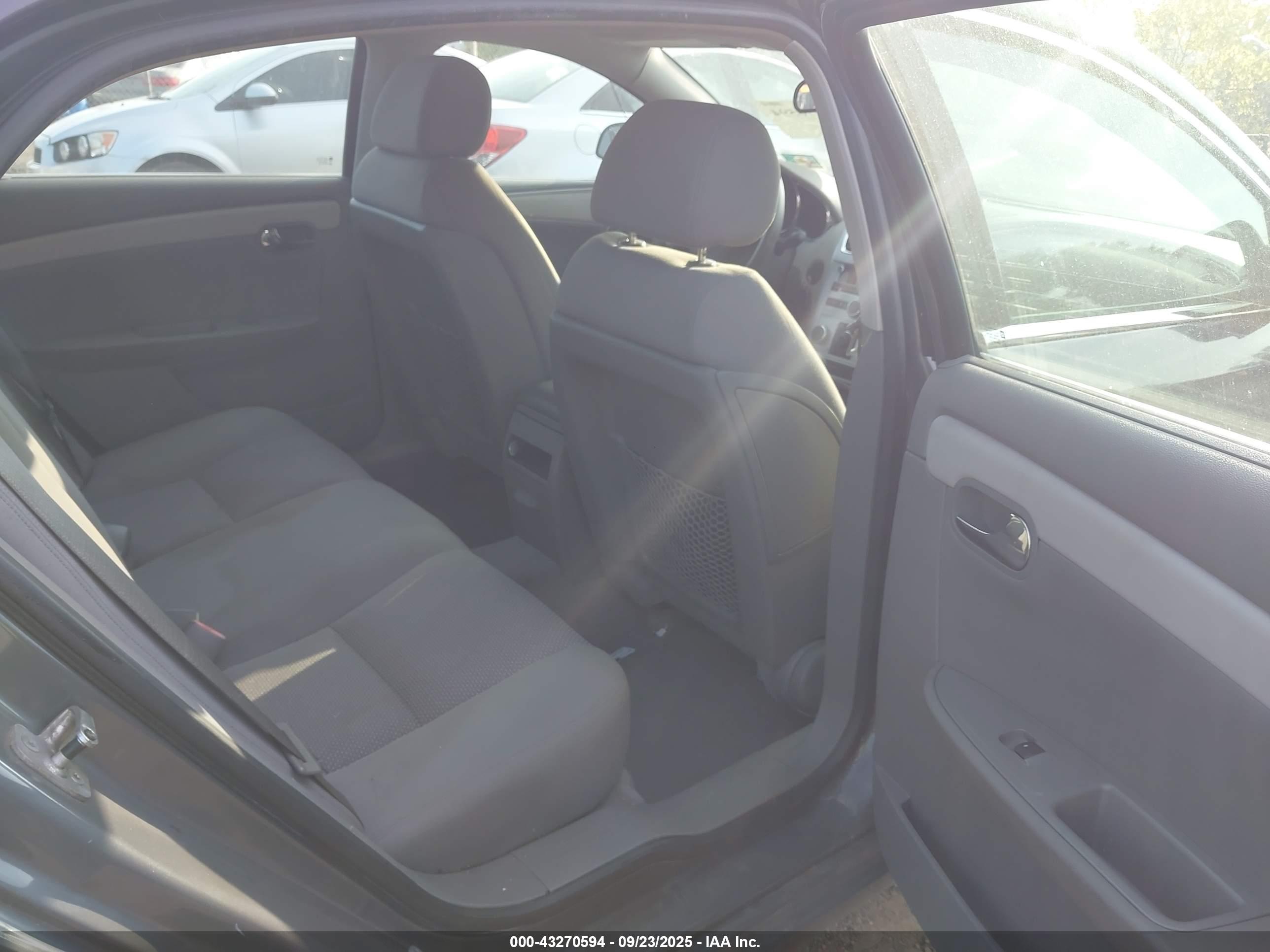 CHEVROLET MALIBU image 8