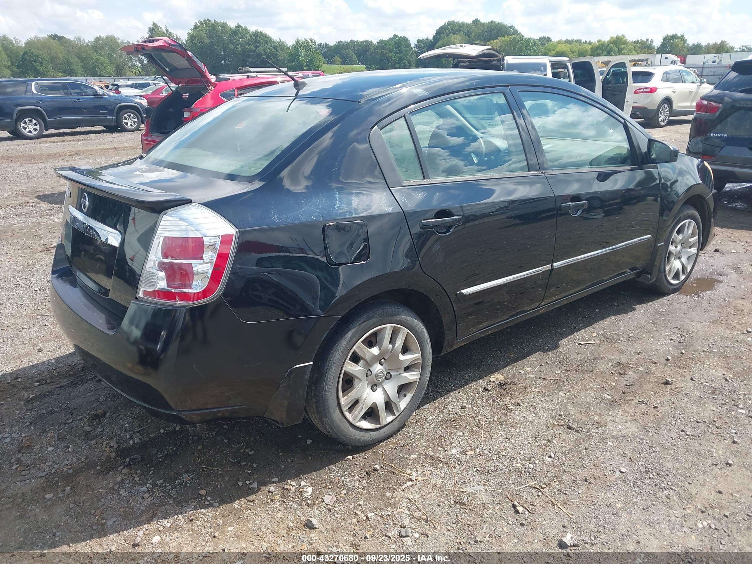 NISSAN SENTRA image 4