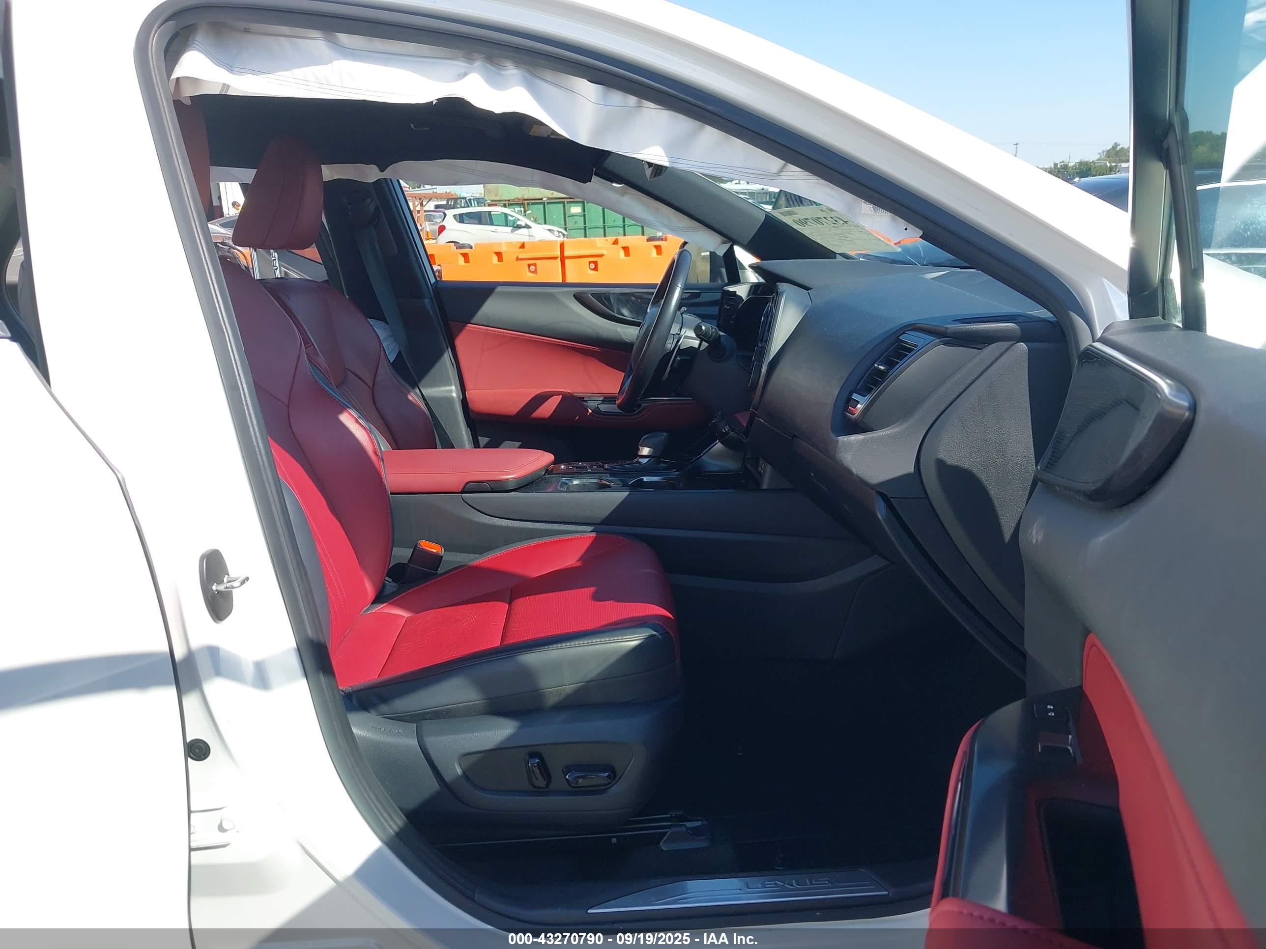 LEXUS NX image 5