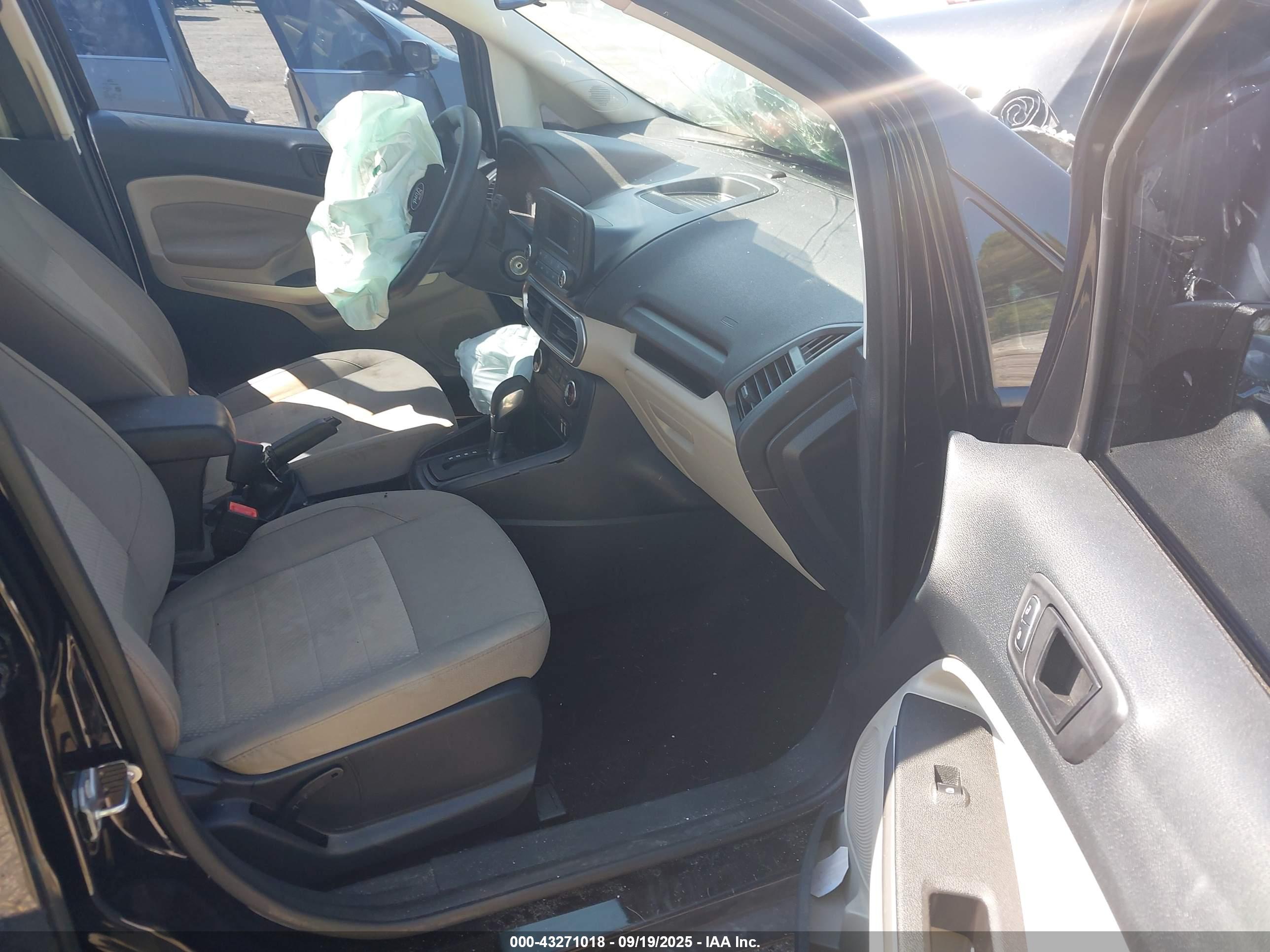 FORD ECOSPORT image 5