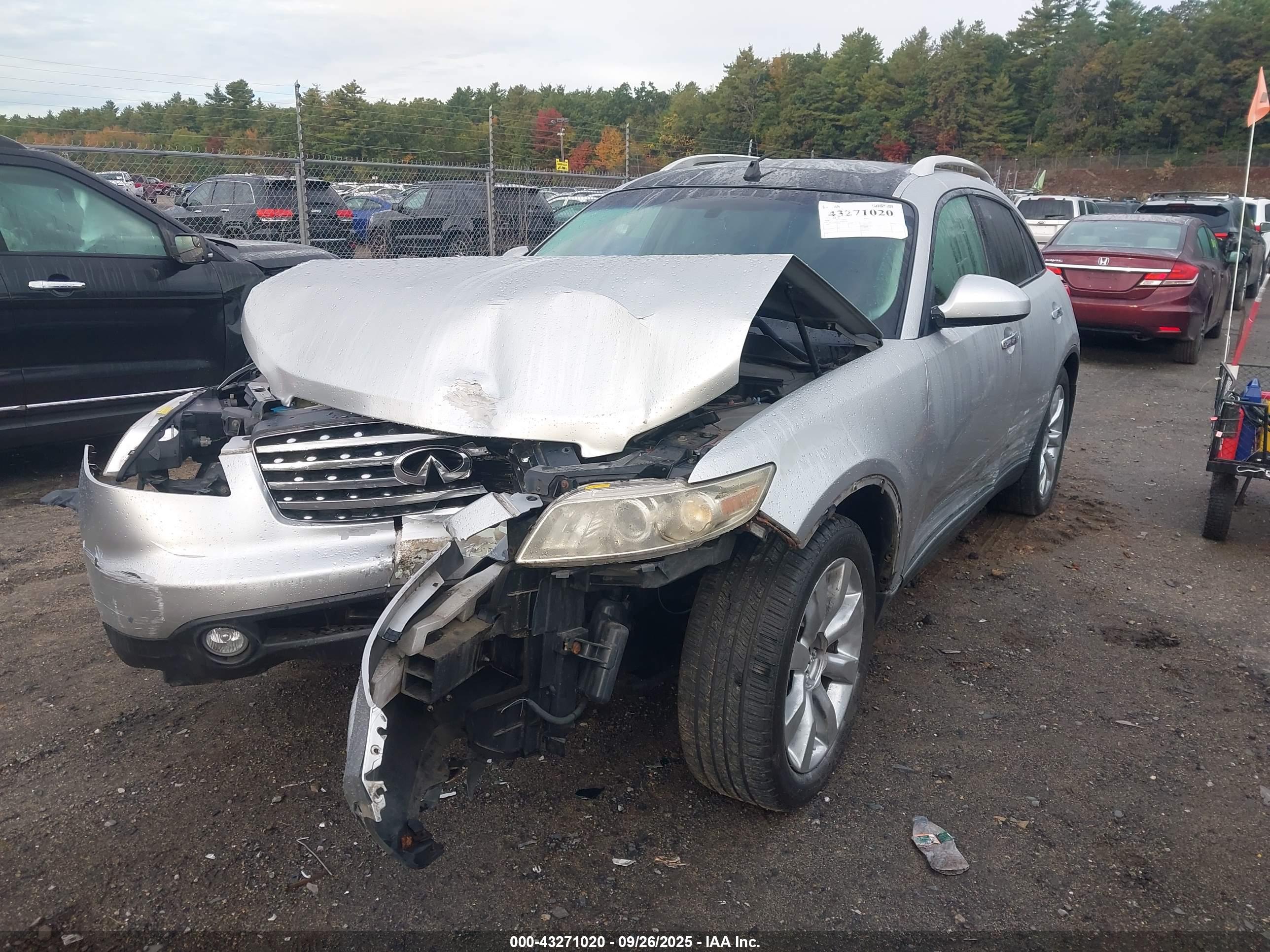 INFINITI FX35 image 2