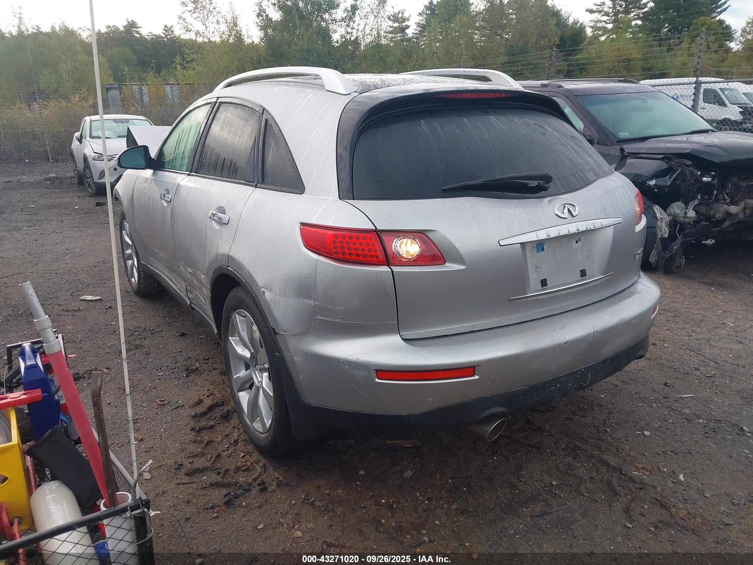INFINITI FX35 image 3