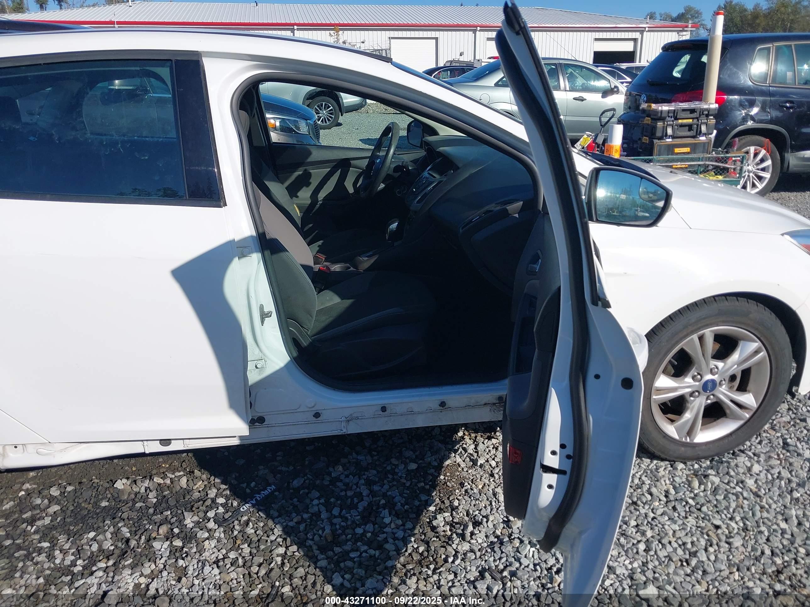 FORD FOCUS image 5