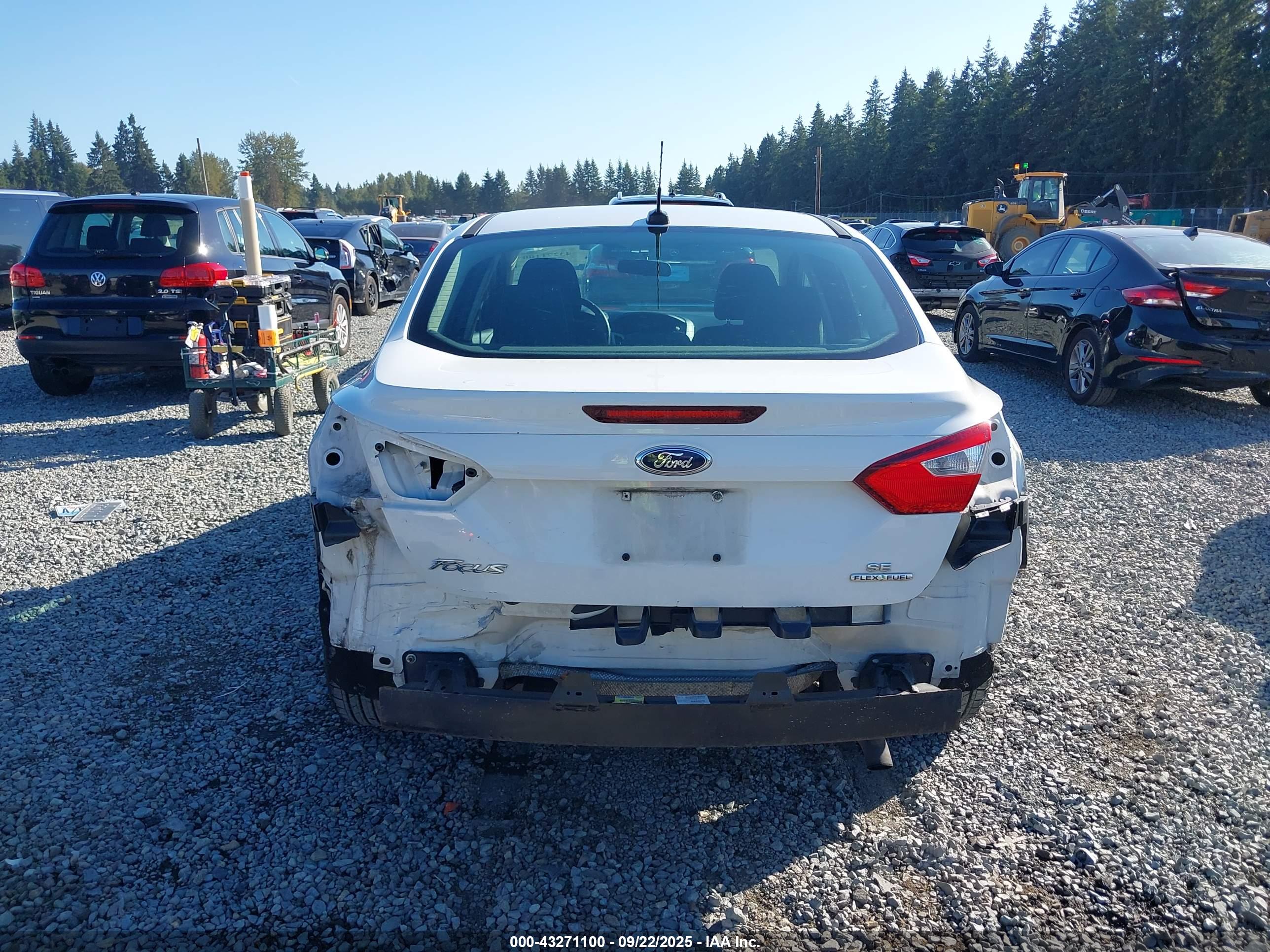 FORD FOCUS image 6