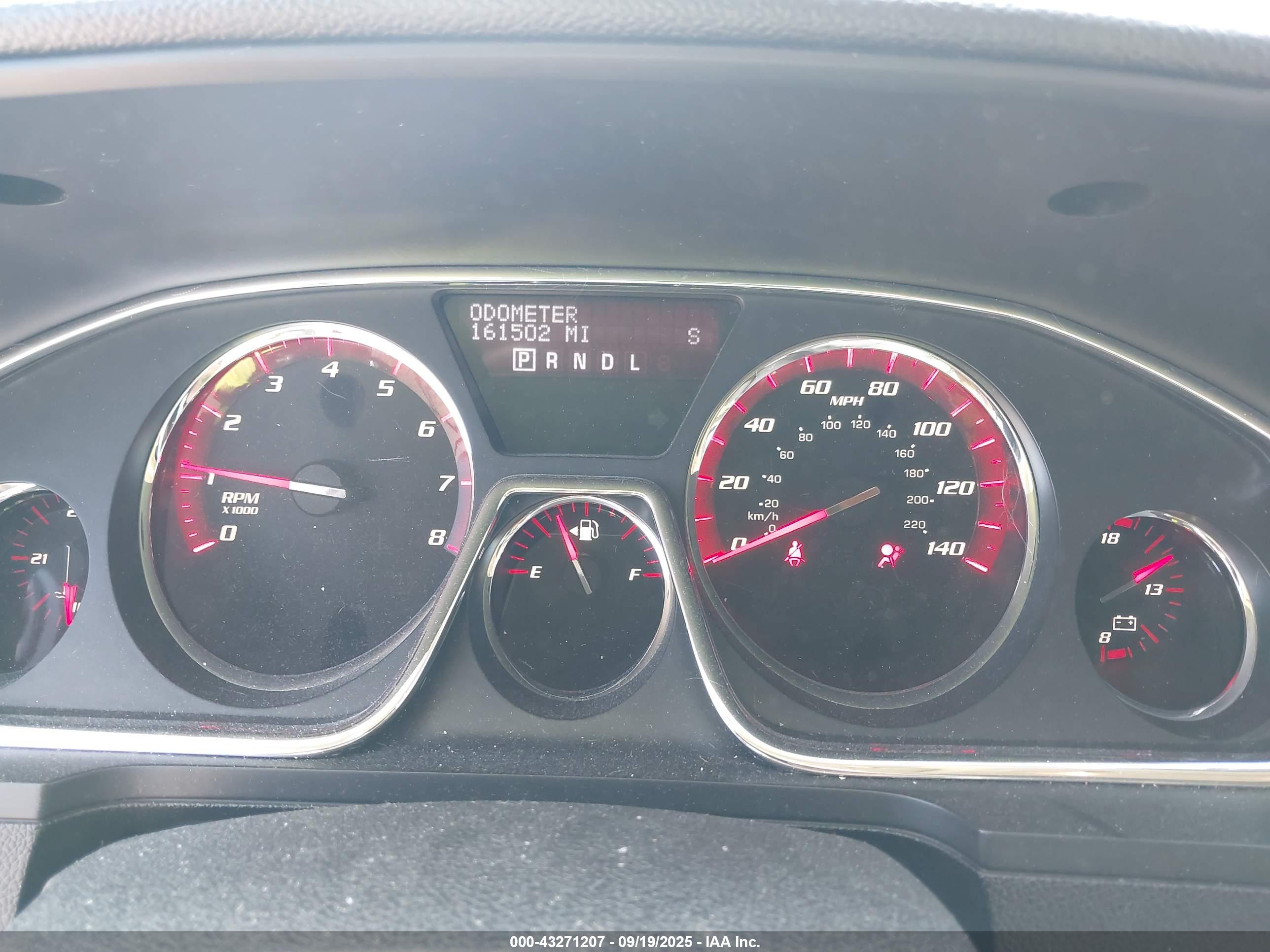 GMC ACADIA image 7