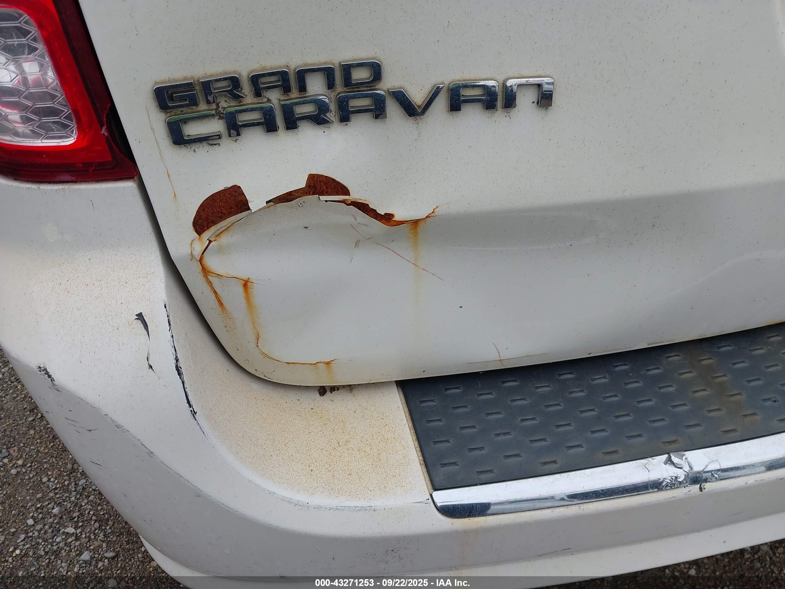 DODGE GRAND image 6