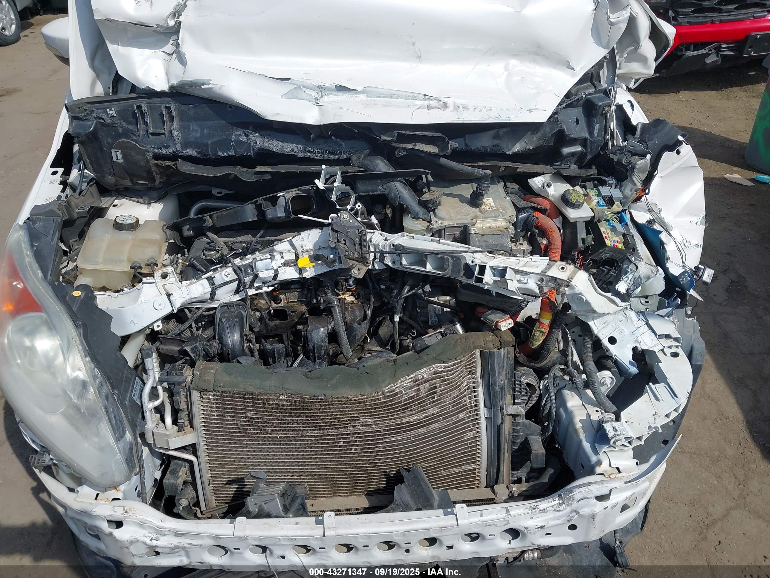 FORD C-MAX image 10