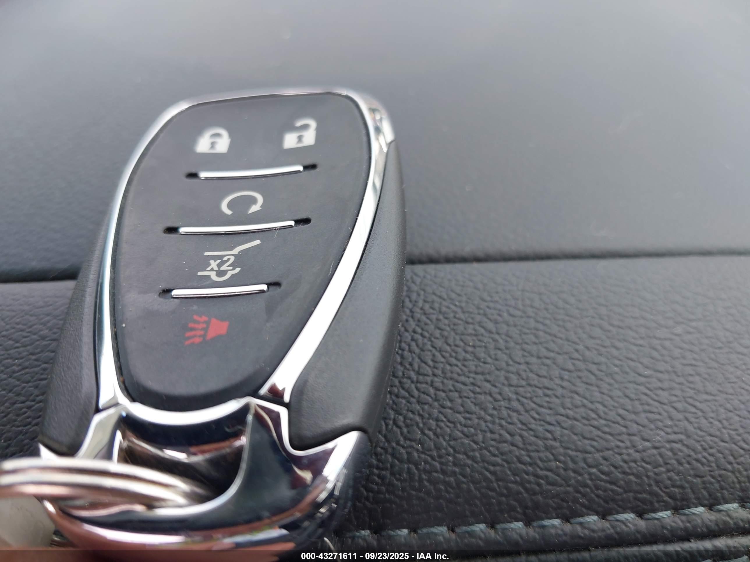 CHEVROLET BLAZER image 11