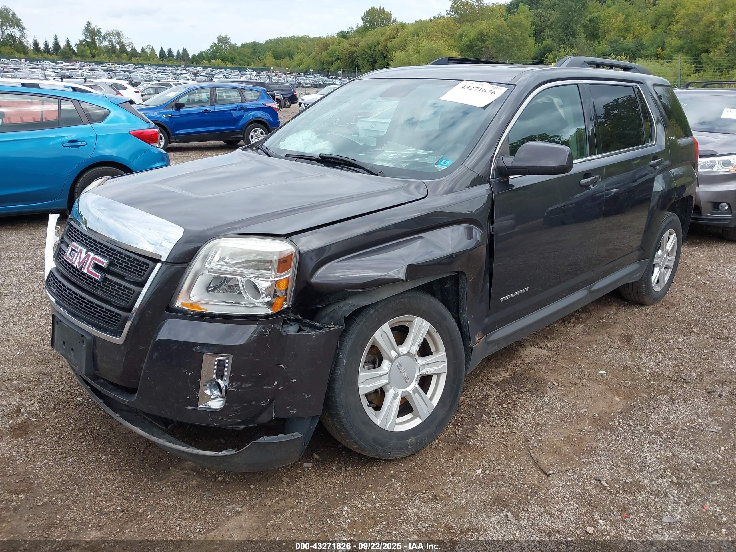 GMC TERRAIN image 2