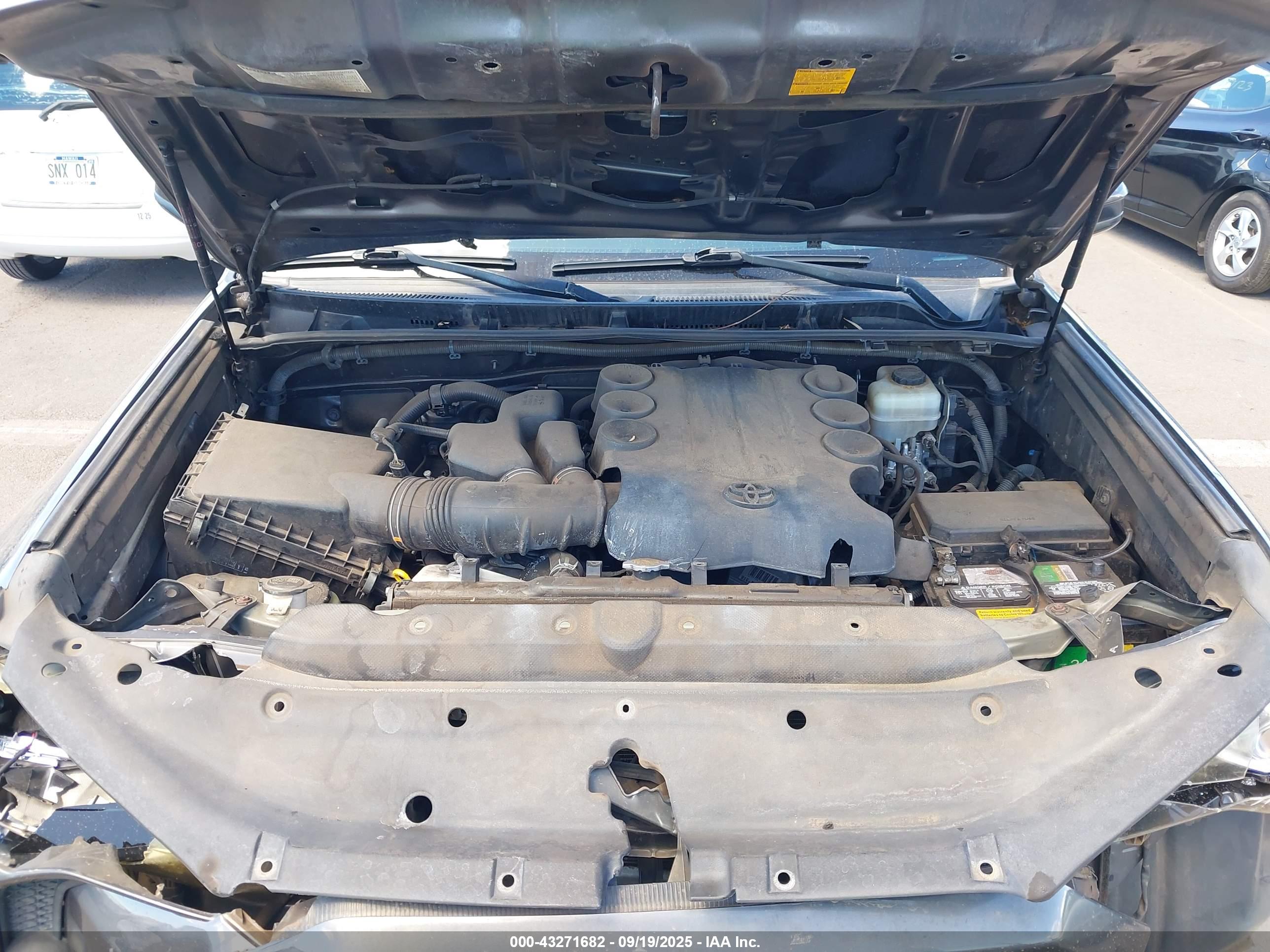 TOYOTA 4RUNNER image 10