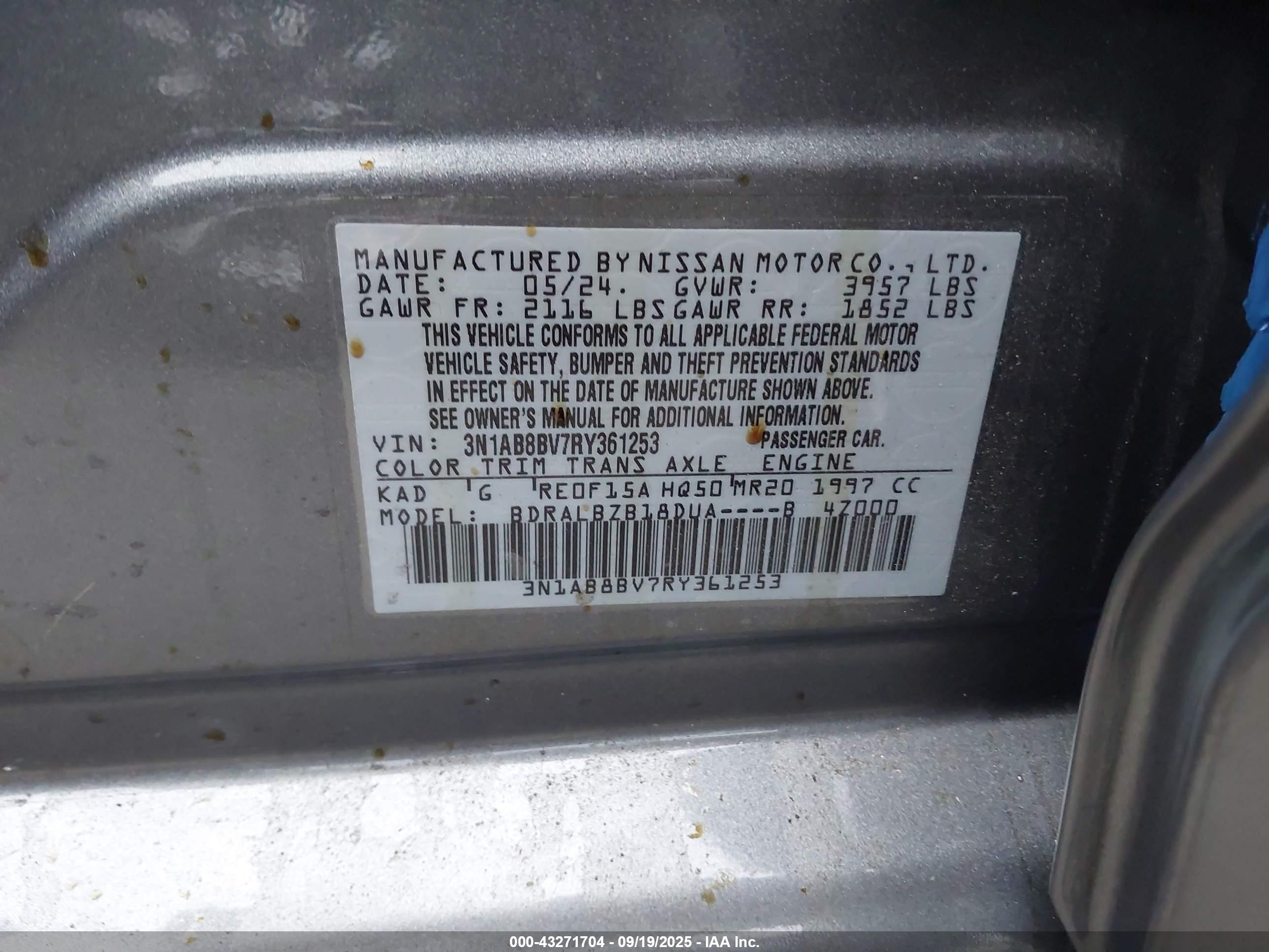 NISSAN SENTRA image 9