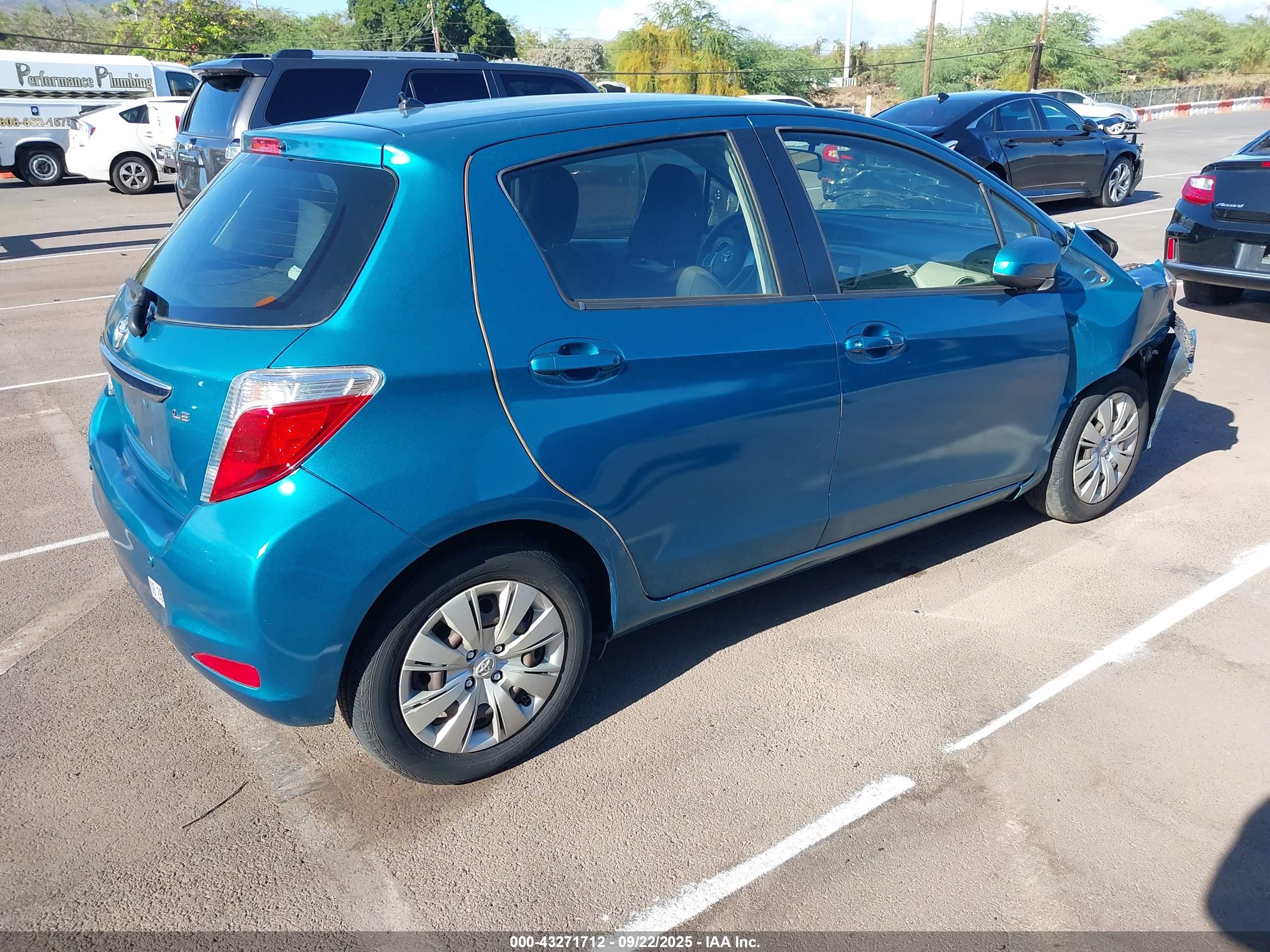 TOYOTA YARIS image 4